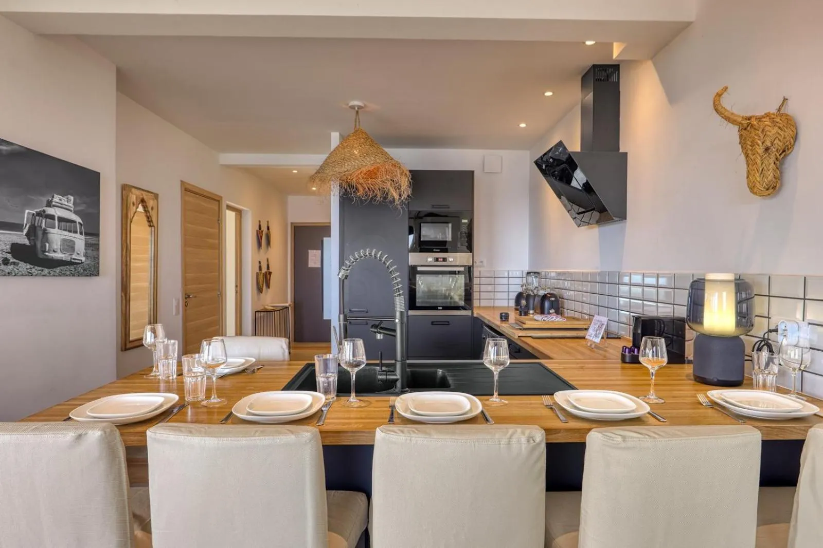 Decorative detail in Le Moma by the ocean