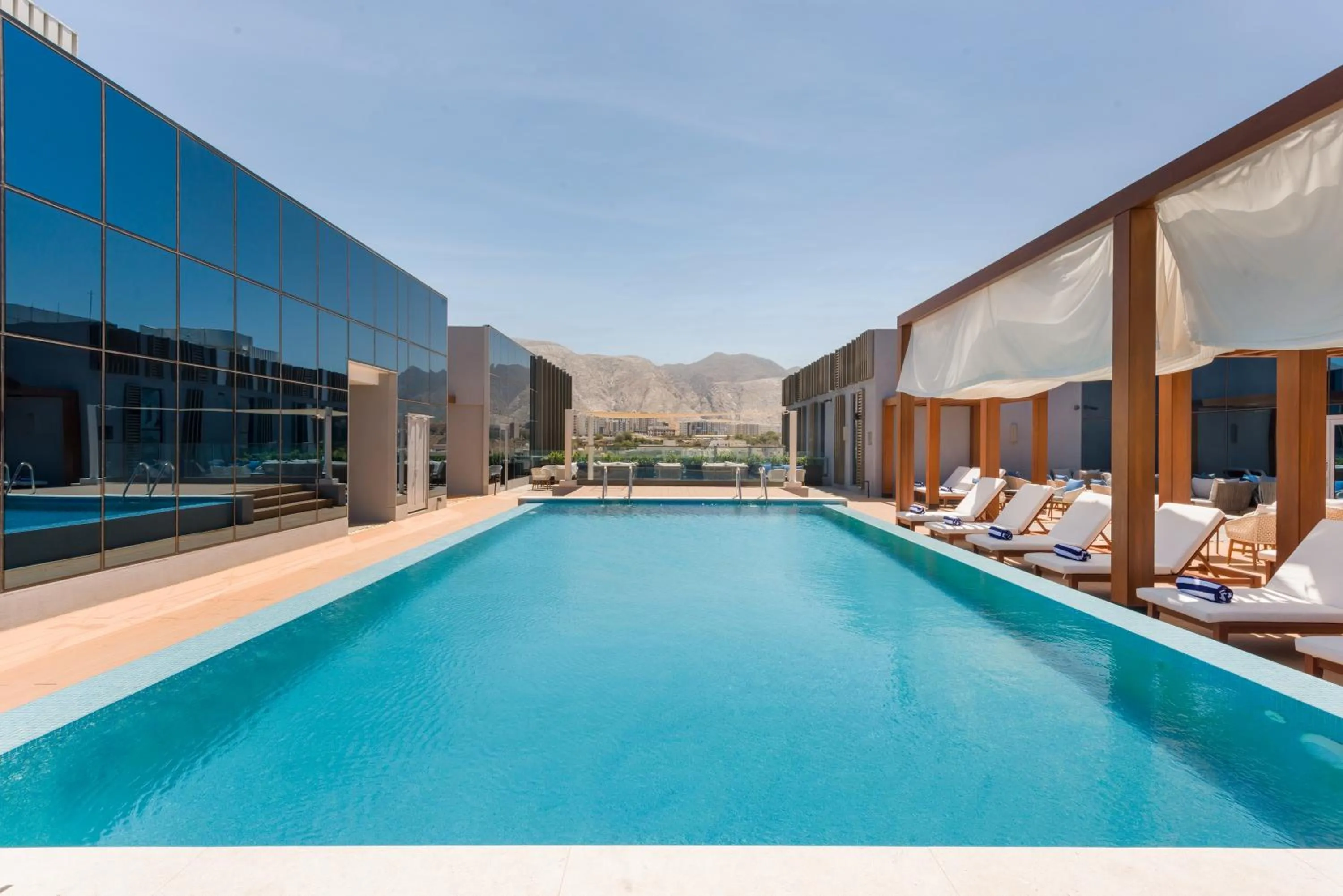 Swimming pool in IntercityHotel Bawshar Muscat