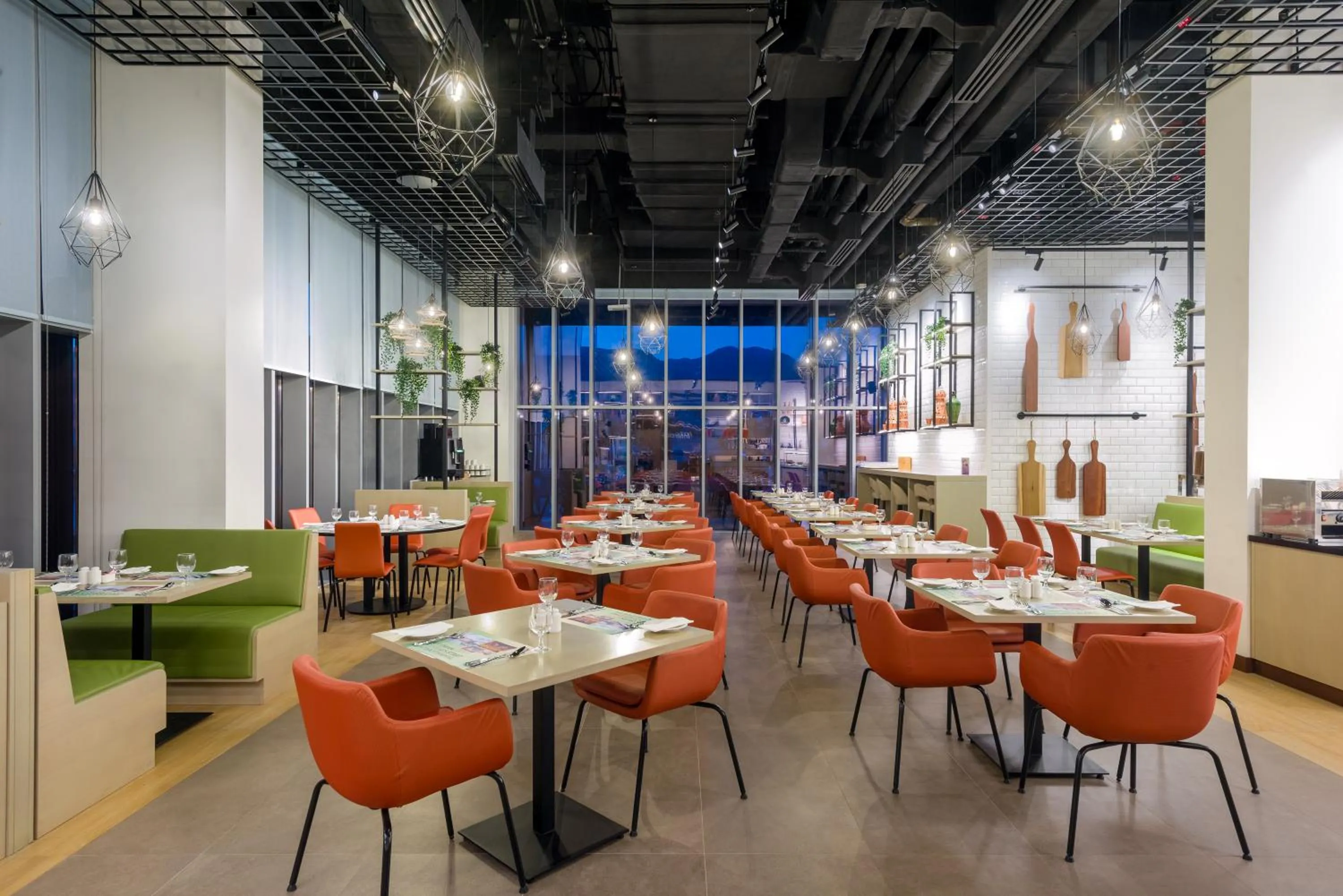 Restaurant/places to eat in IntercityHotel Bawshar Muscat