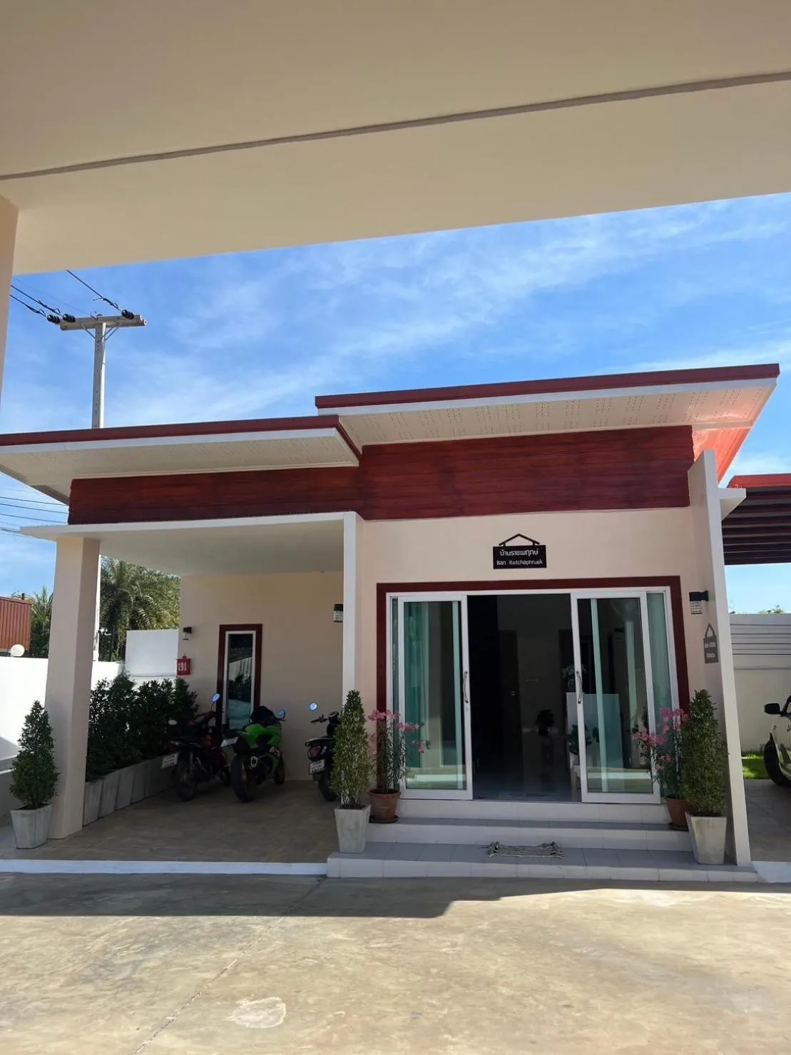 Property building in PICHAPON RESORT