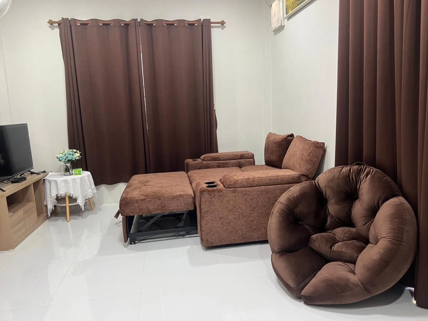 Living room in PICHAPON RESORT