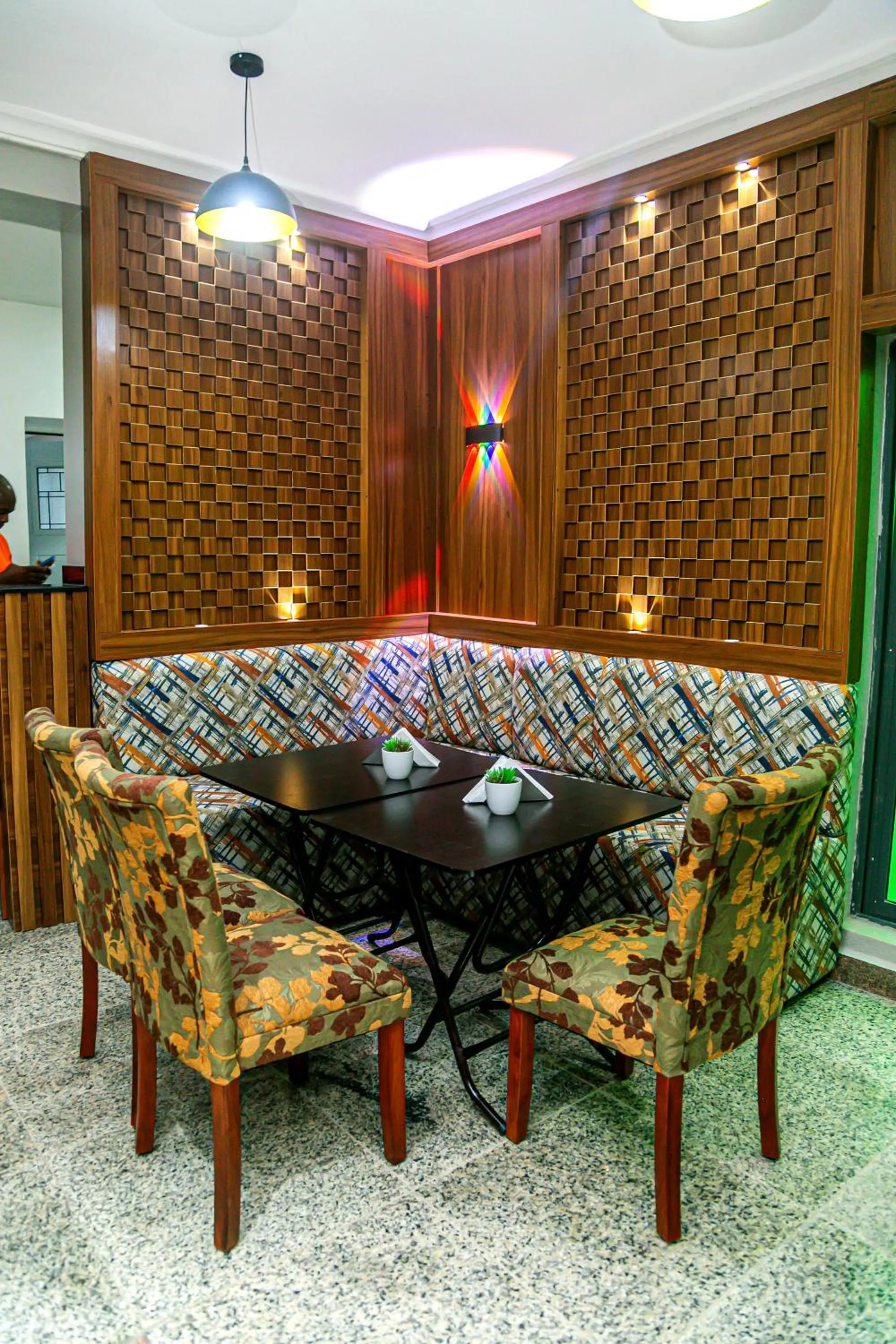 Restaurant/places to eat in Fragrance Apartments and Suites