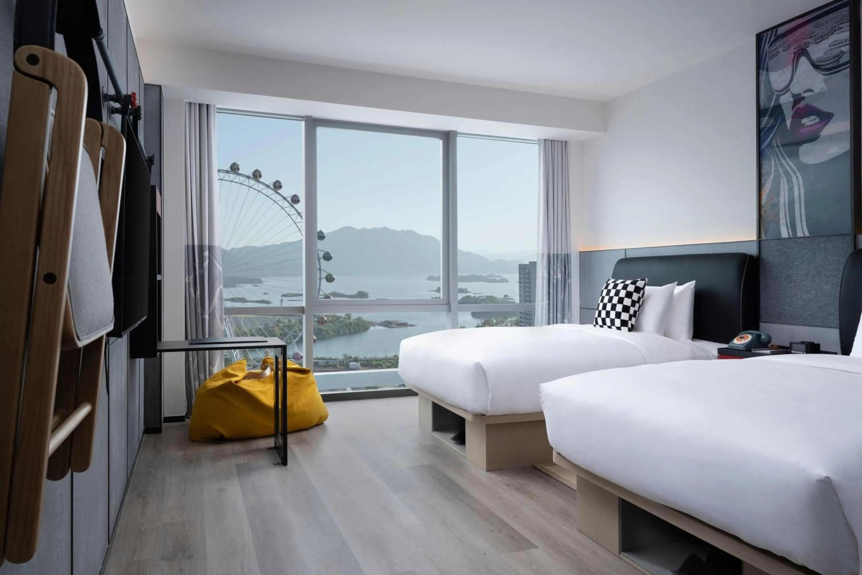 Photo of the whole room in Moxy Qiandao Lake