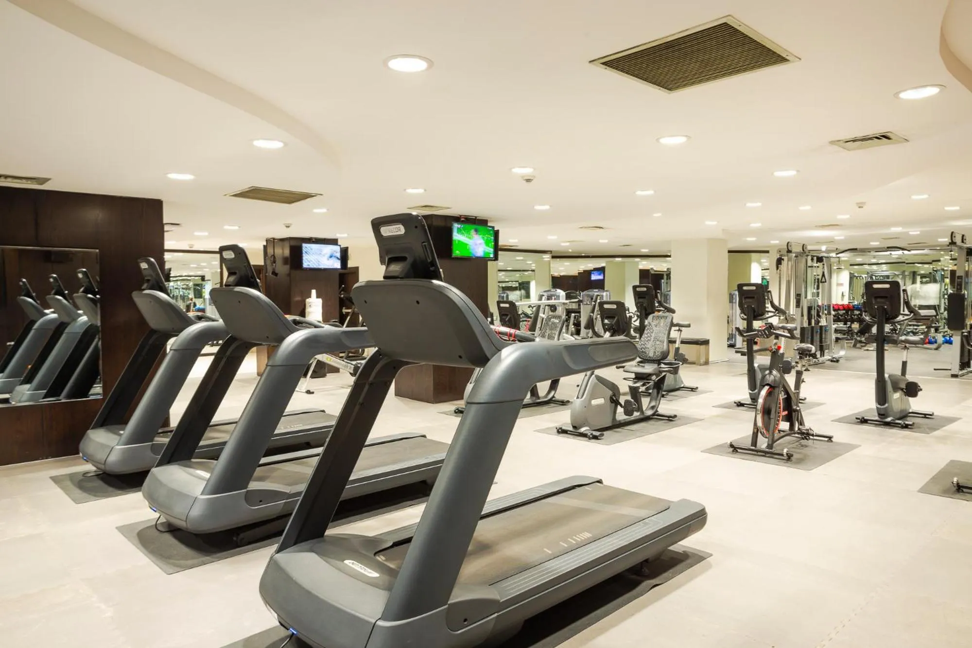 Fitness centre/facilities in Eko Hotel Suites