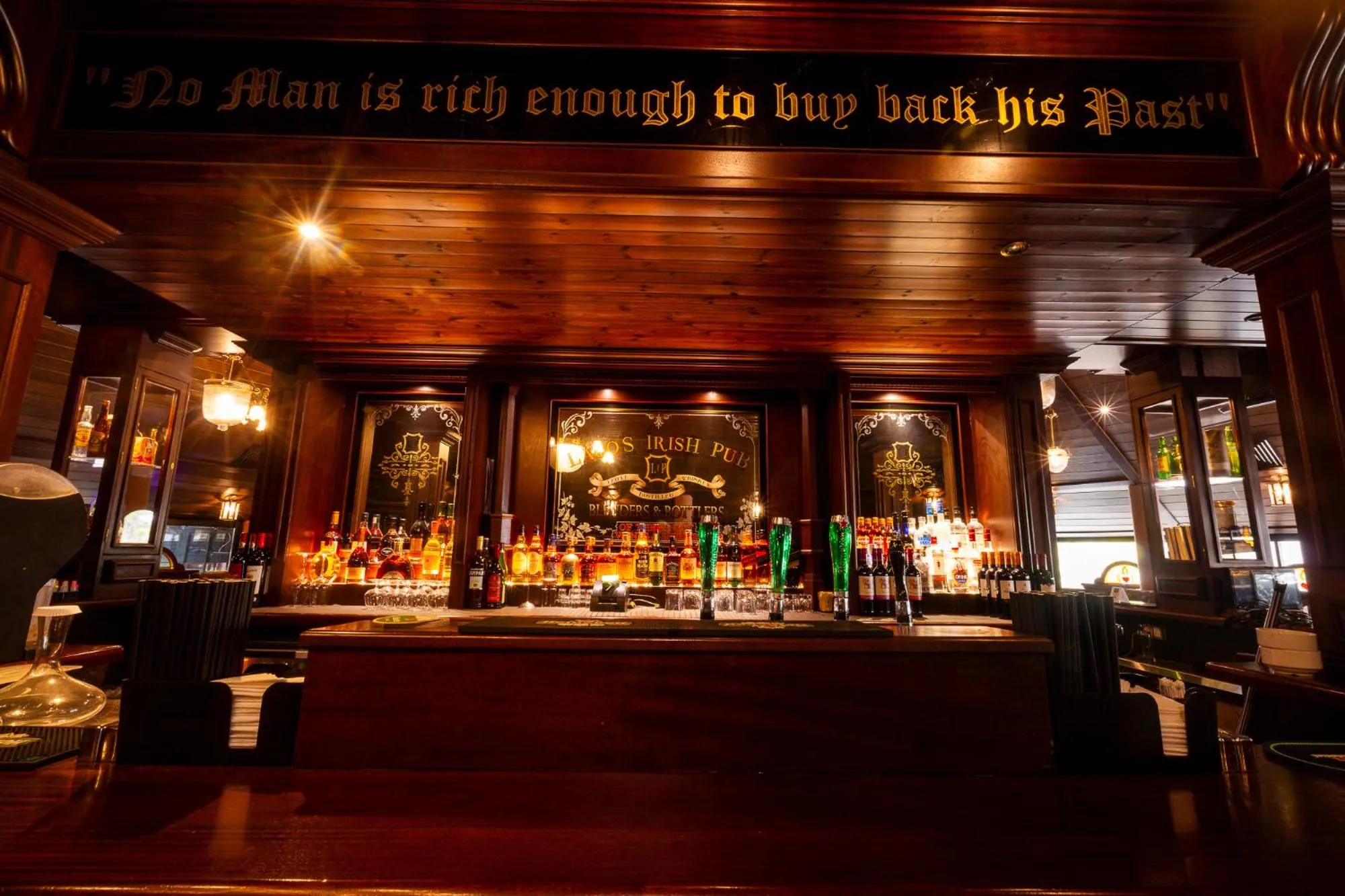 Nightclub / DJ in Eko Hotel Suites