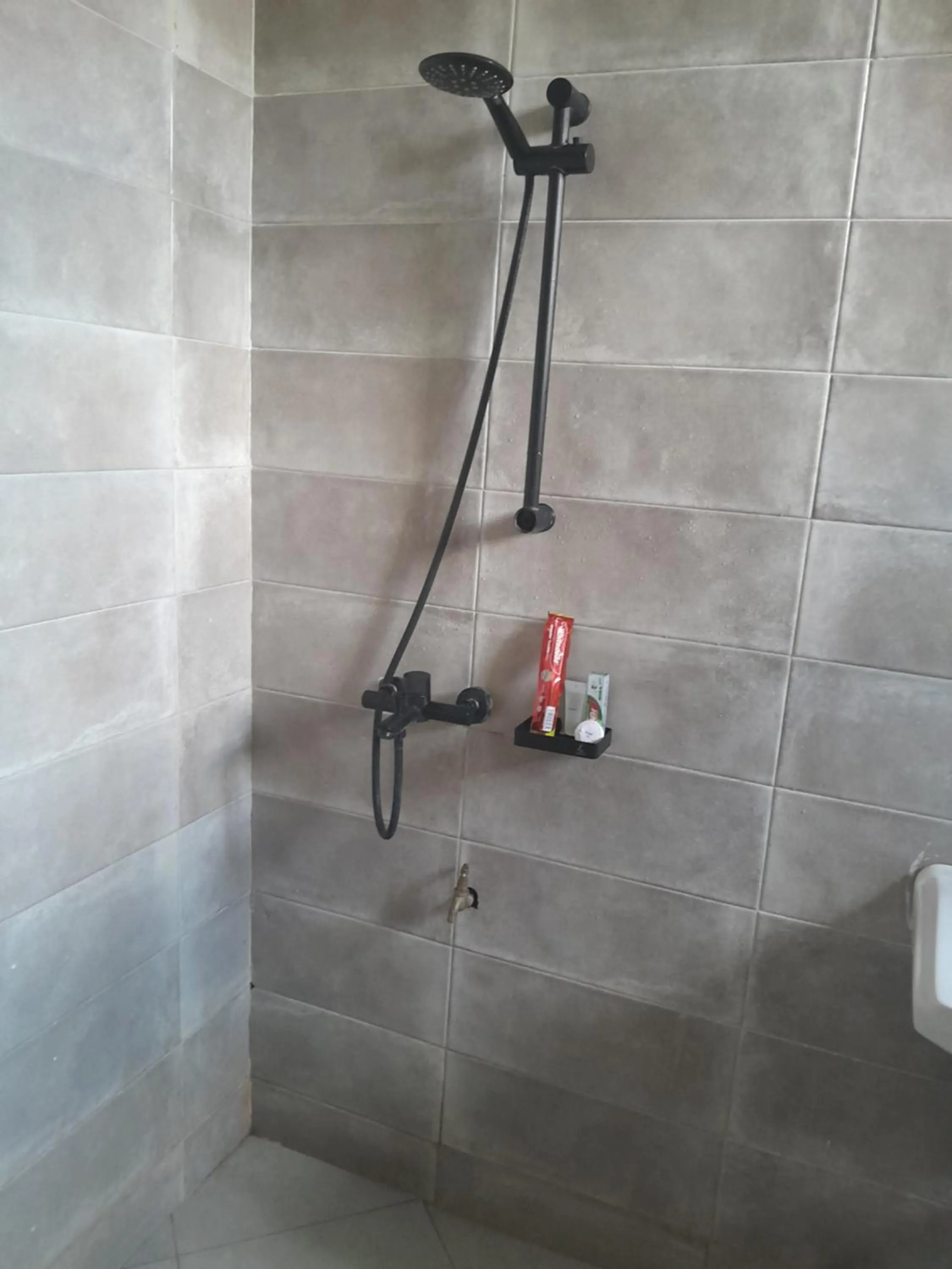 Shower in PALAZZO GARDEN RESORT MATEMA