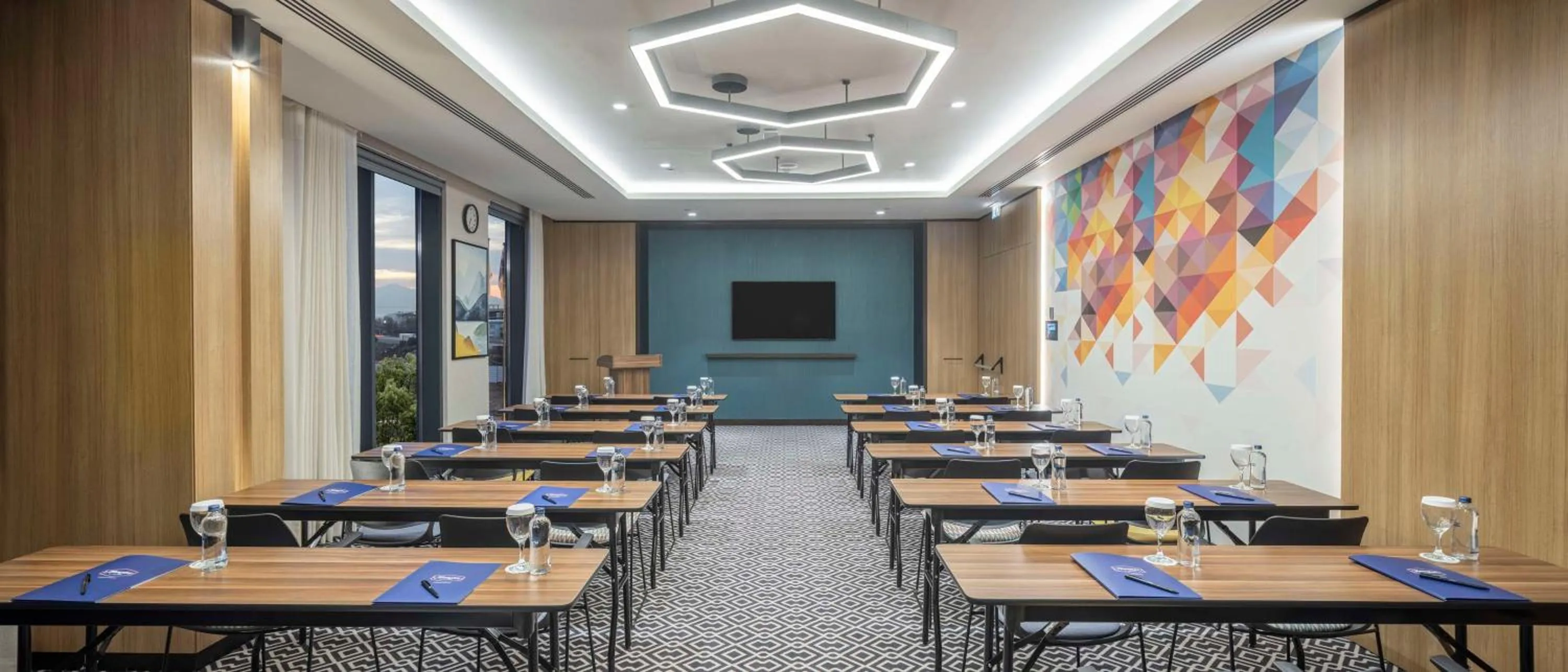 Meeting/conference room in Hampton by Hilton Antalya Airport