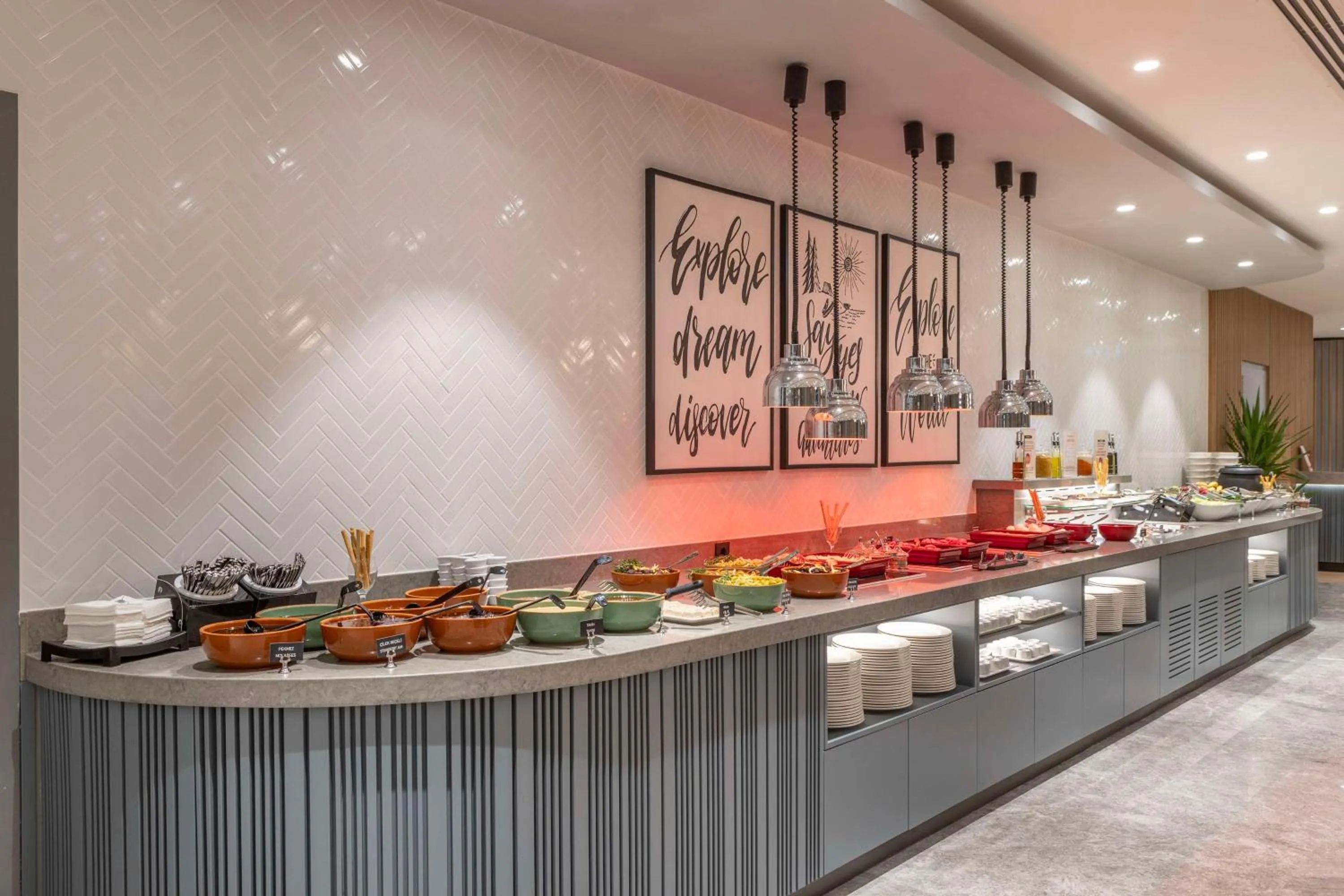 Restaurant/places to eat in Hampton by Hilton Antalya Airport