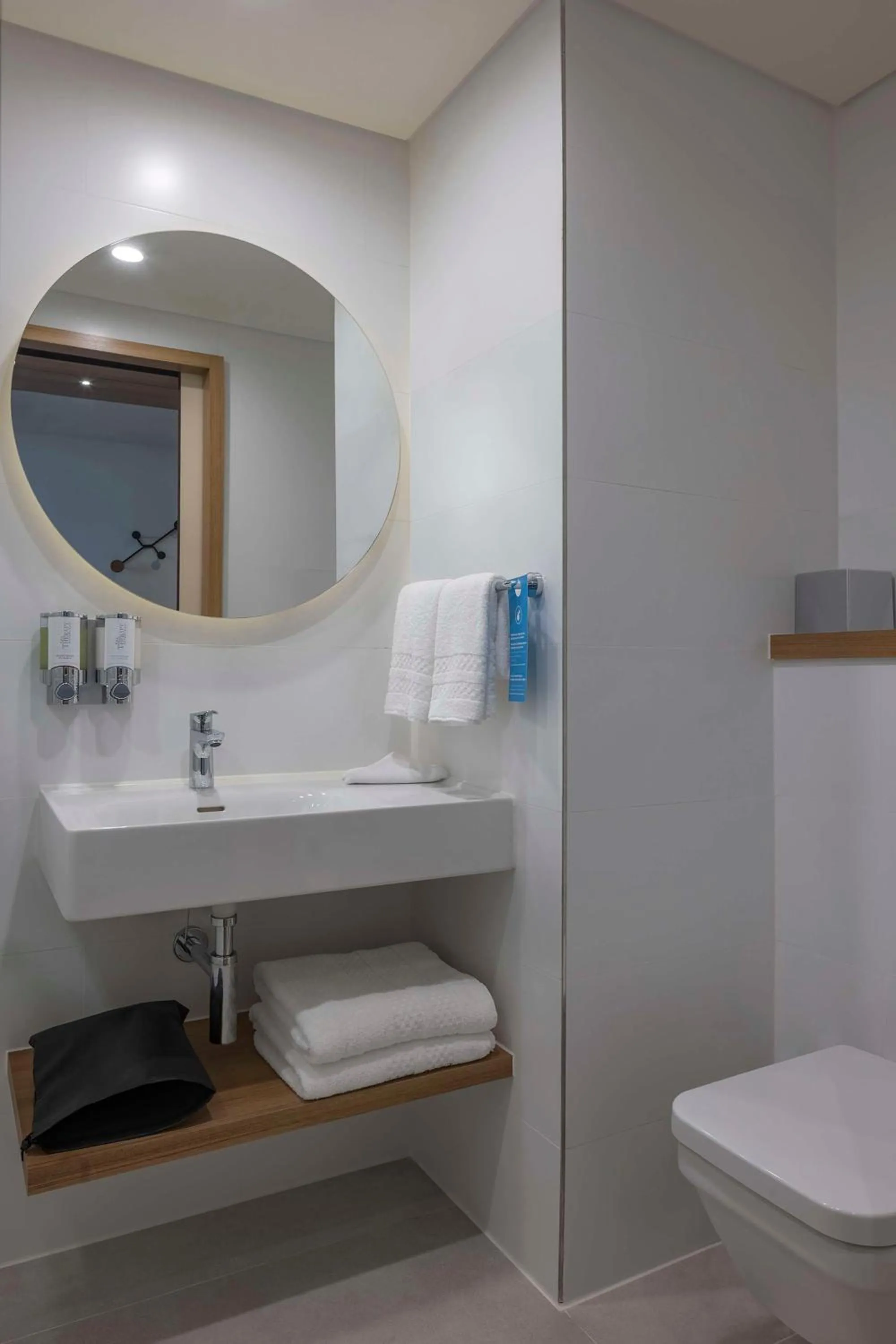 Bathroom in Hampton by Hilton Antalya Airport