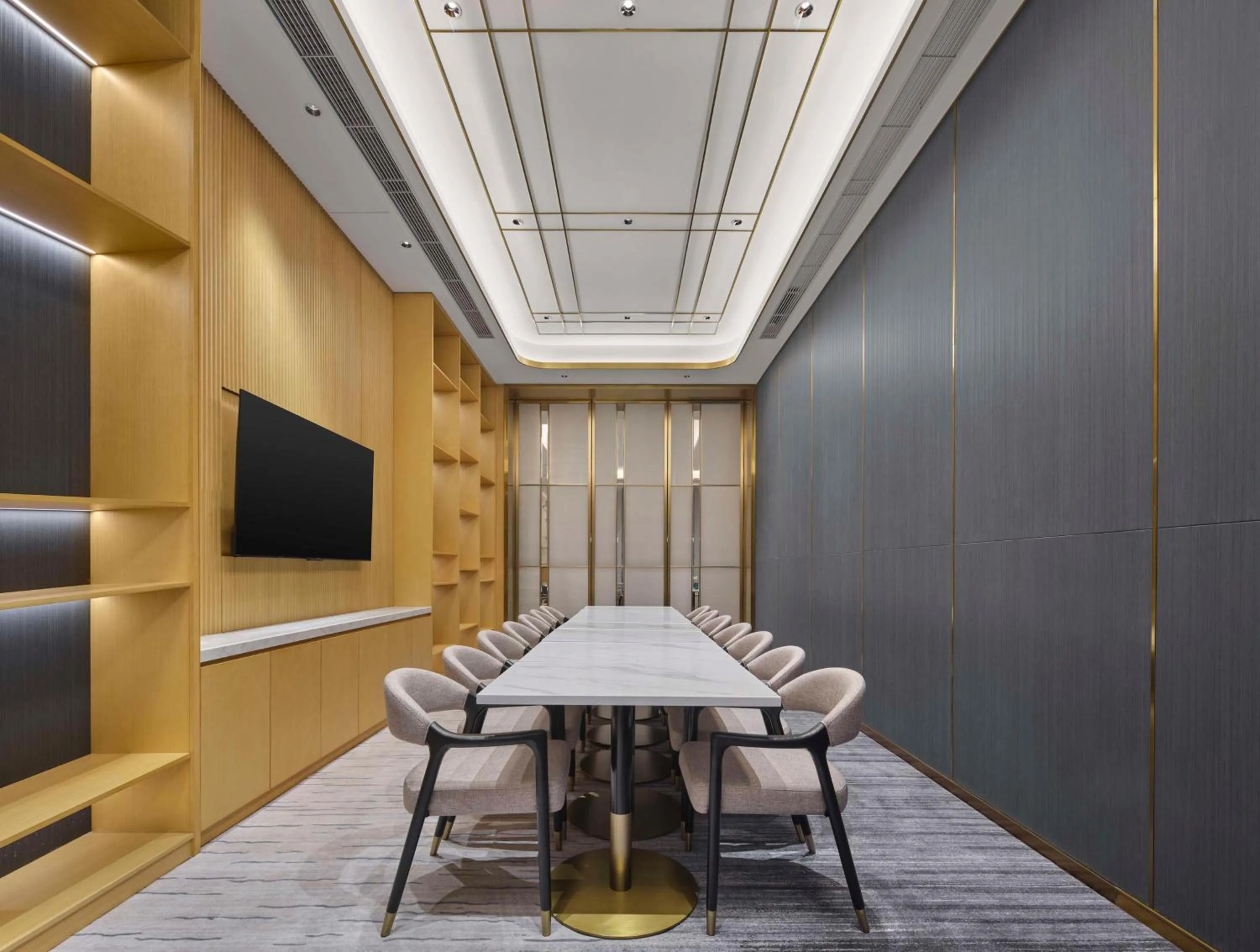 Meeting/conference room in Hilton Garden Inn Kunming Dianchi