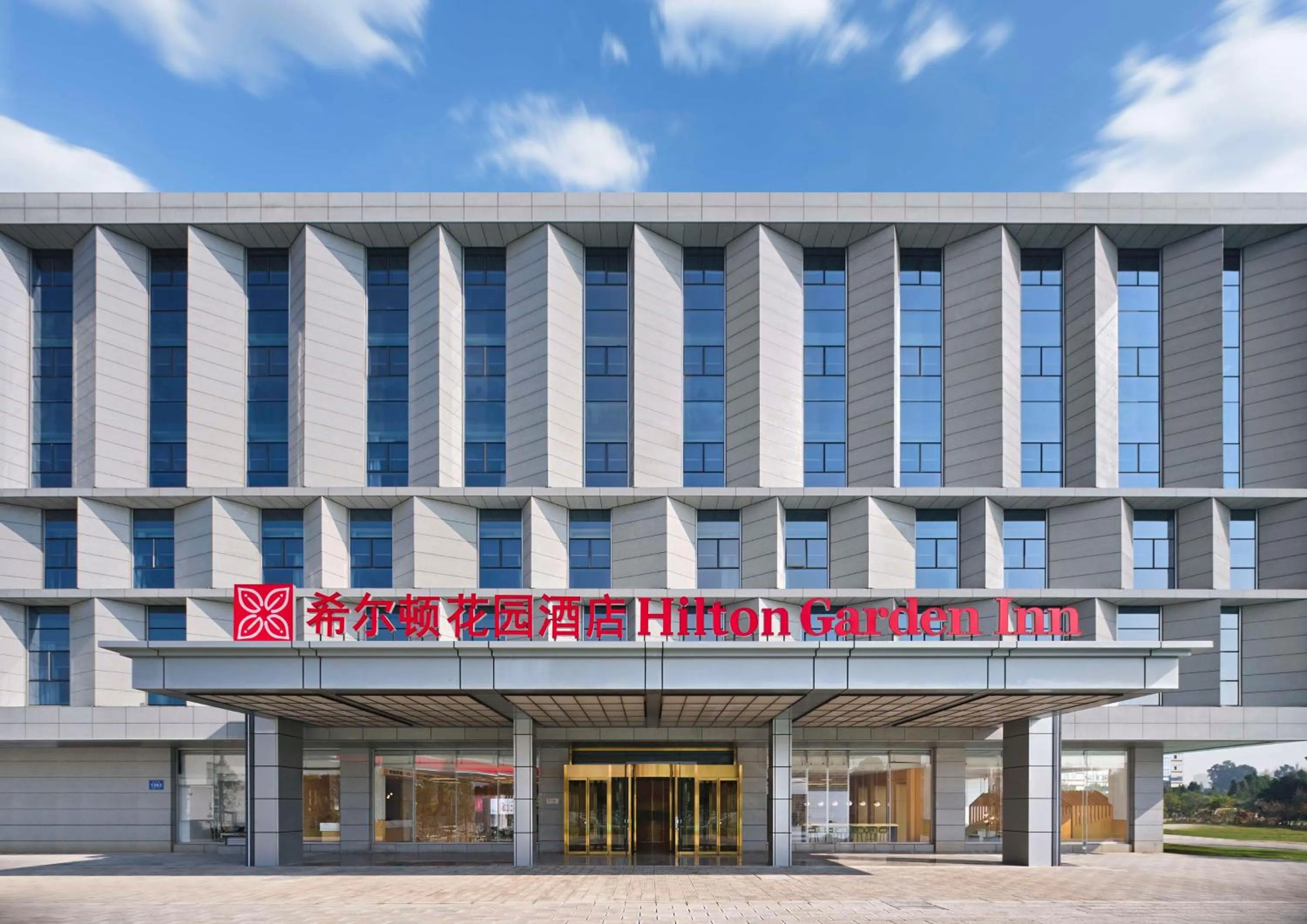 Property building in Hilton Garden Inn Kunming Dianchi