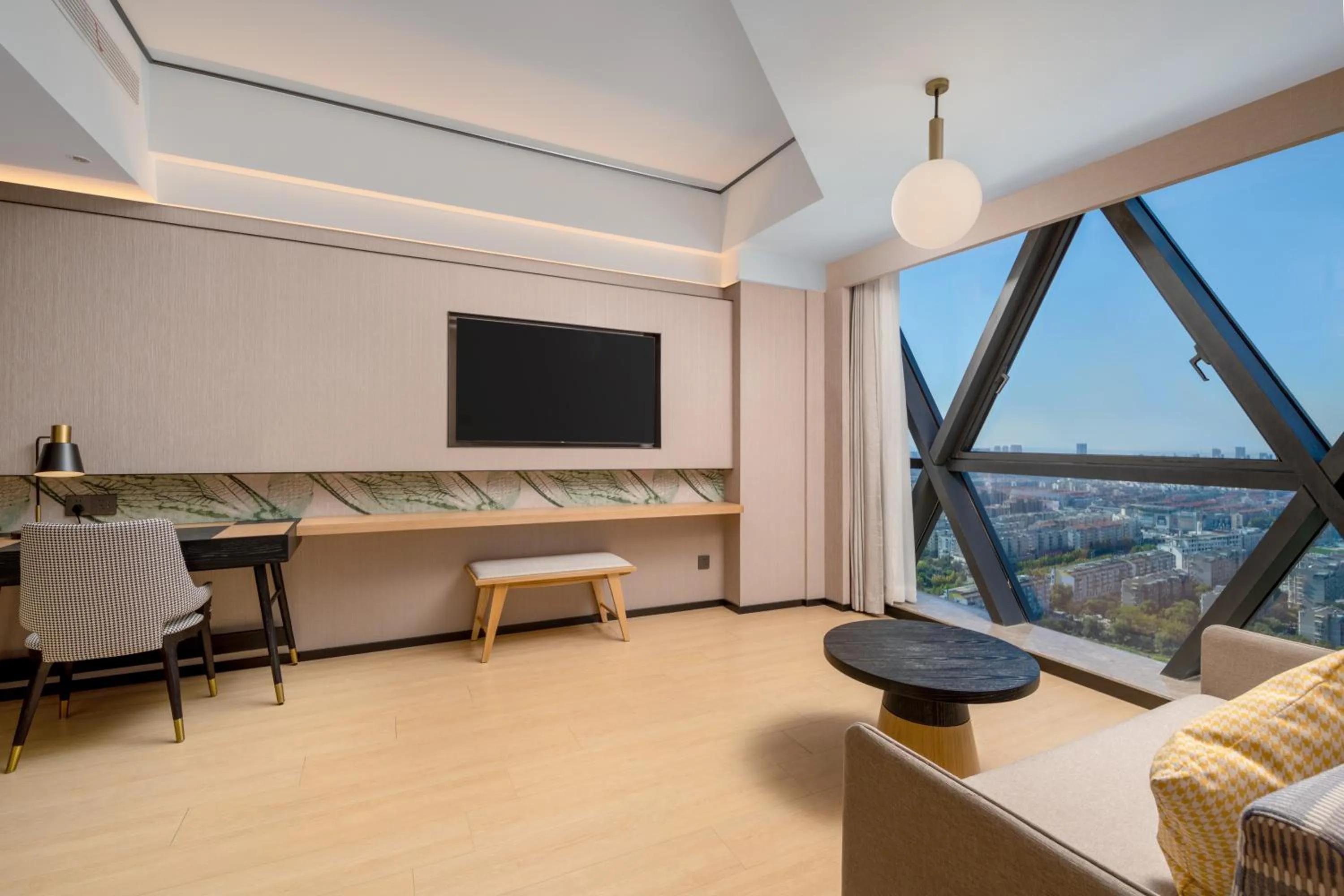 TV and multimedia in Hilton Garden Inn Nantong Haohe Scenic Area