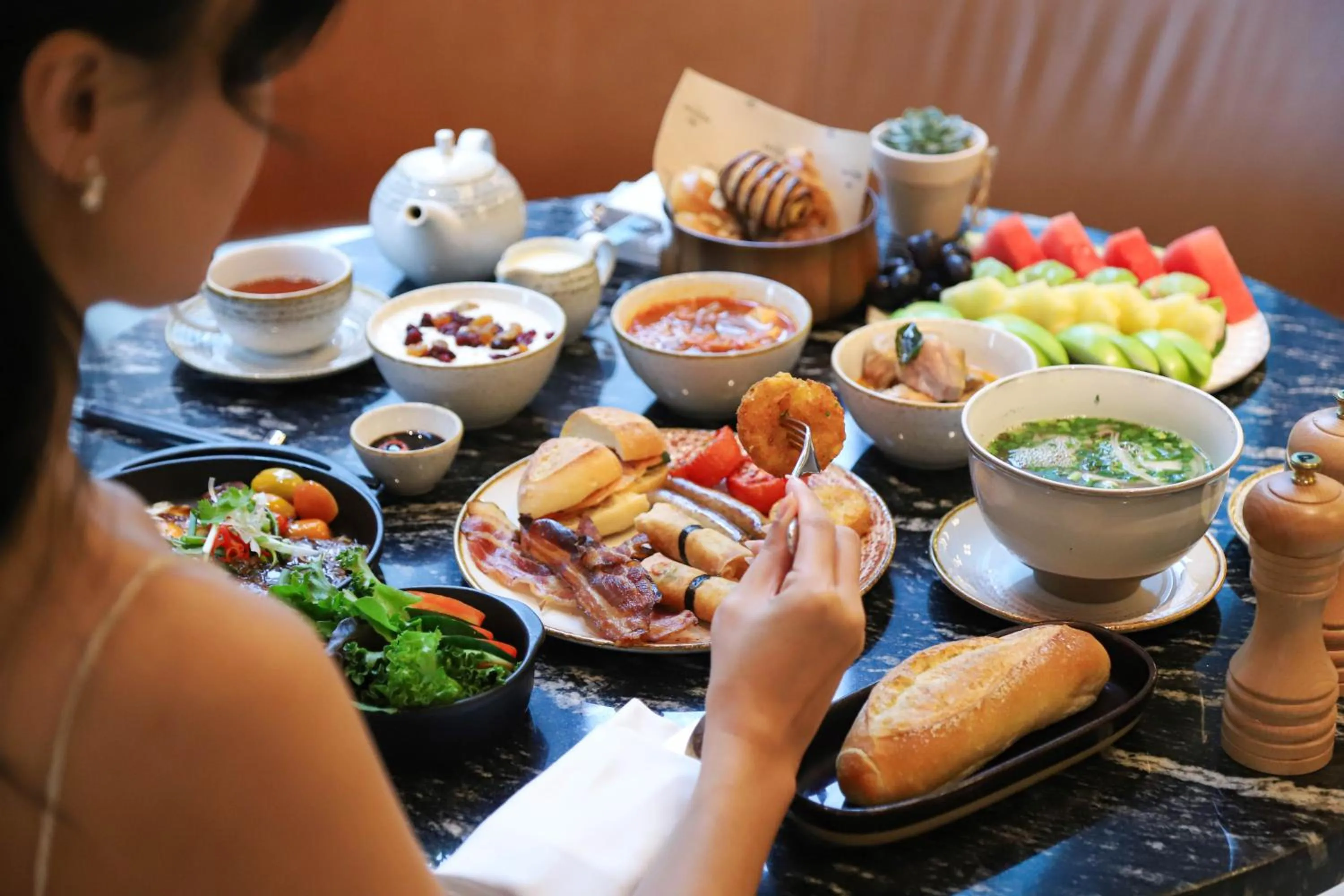 Buffet breakfast in Hilton Saigon