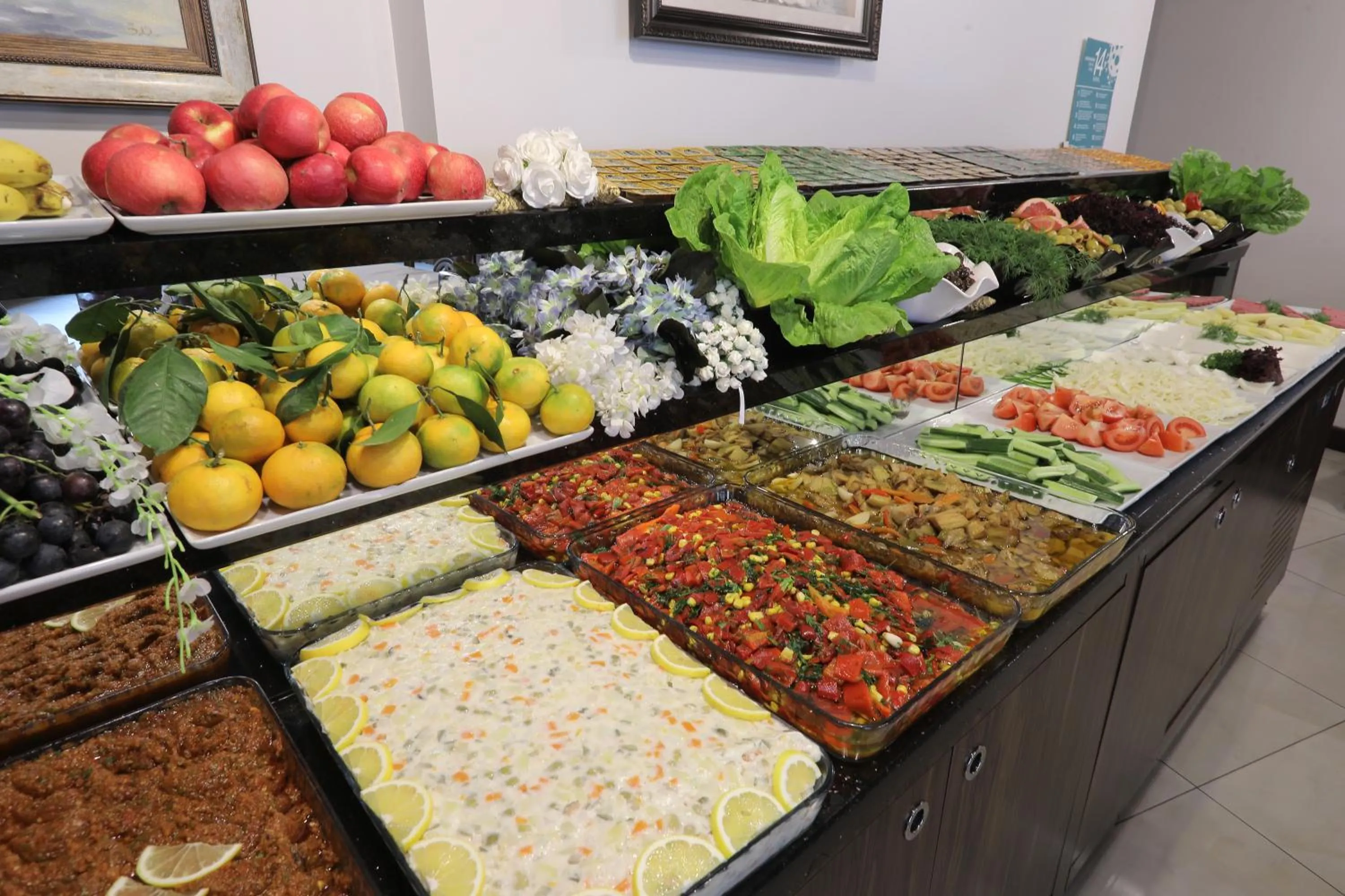 Buffet breakfast in EMİN EFENDİ KONAKLARI