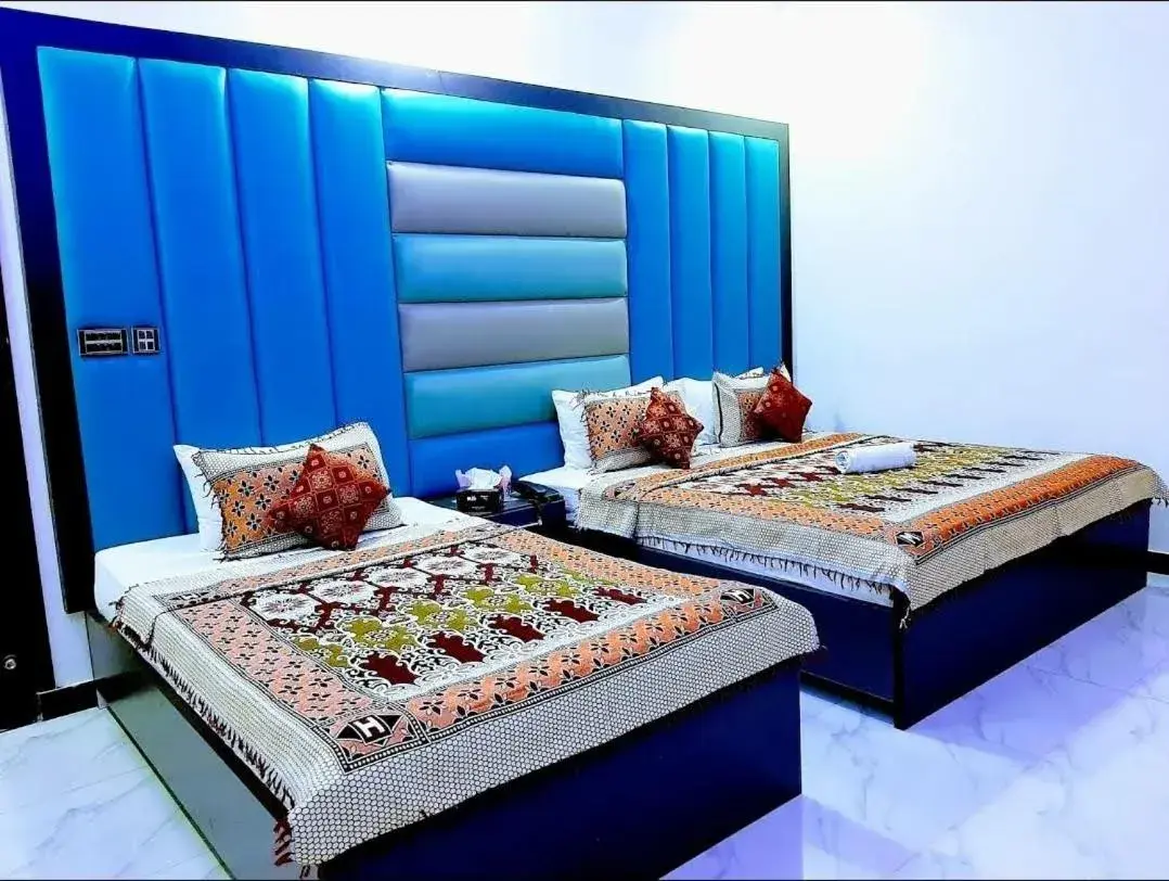 Deluxe Triple Room in Galaxy Inn Guest House Deluxe Triple Room in Galaxy Inn Guest House