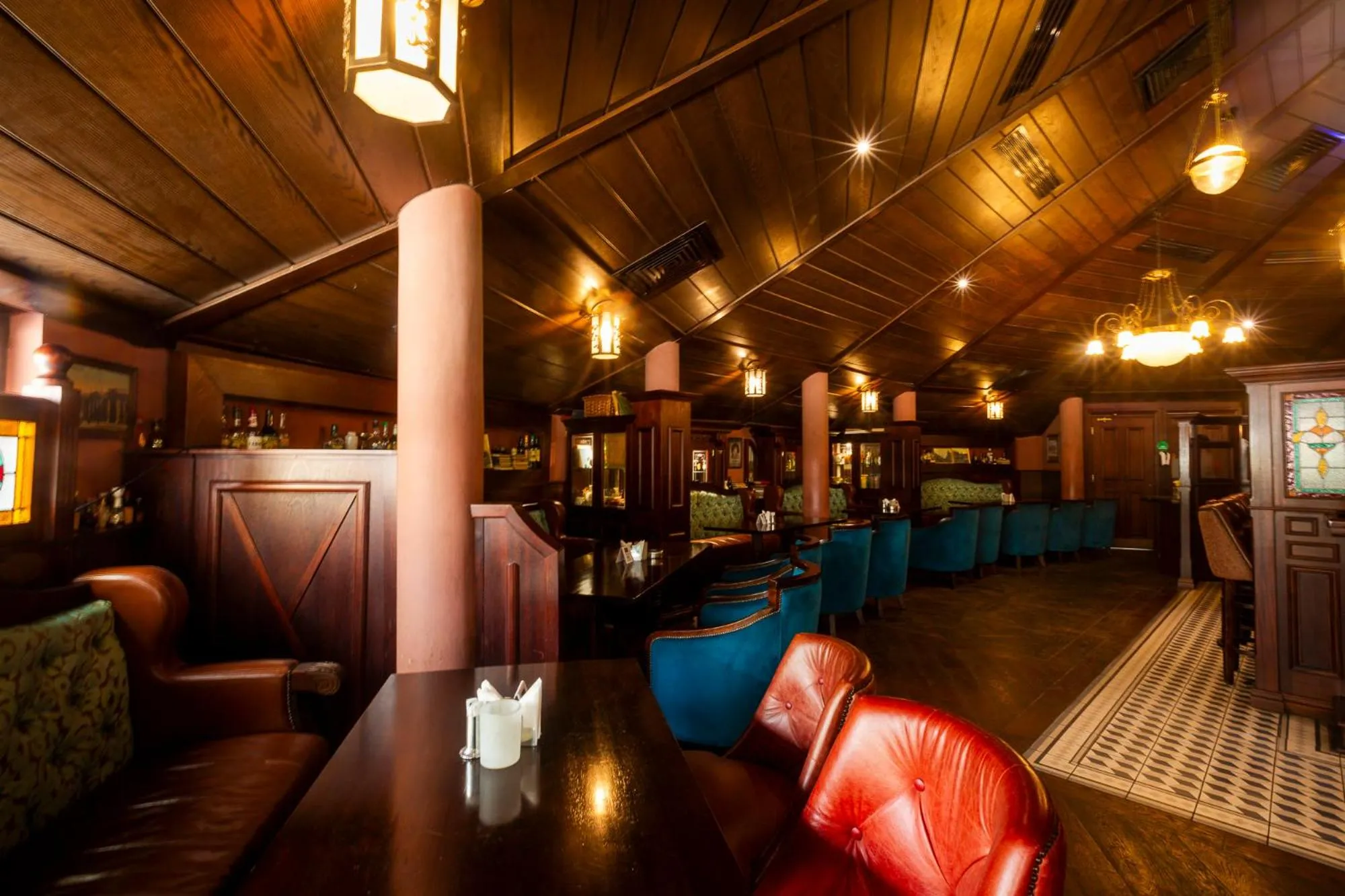 Restaurant/places to eat in Eko Hotel Gardens