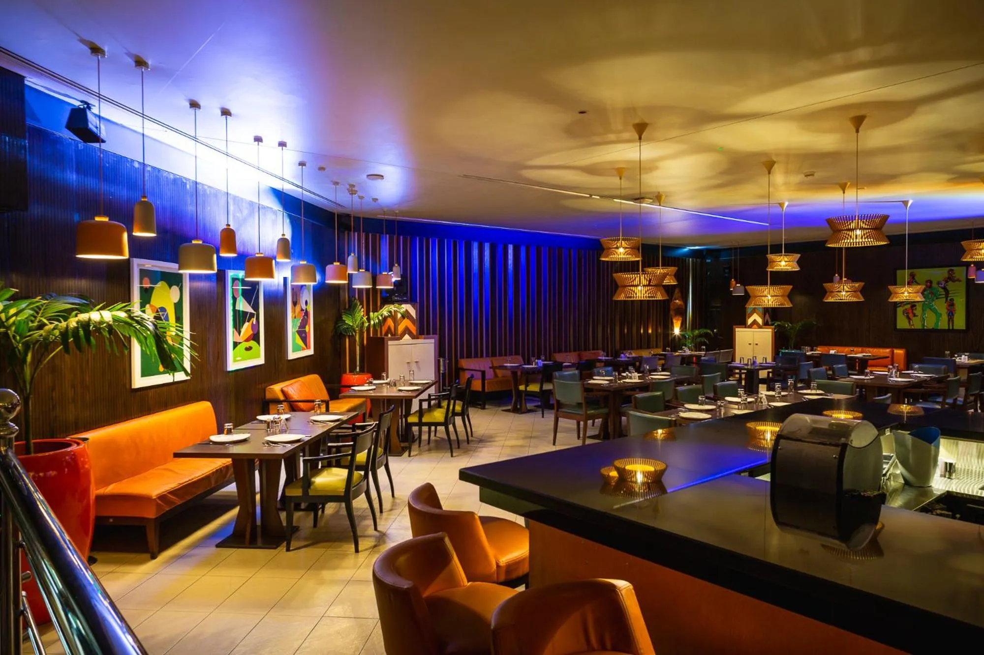 Restaurant/places to eat in Eko Hotel Gardens