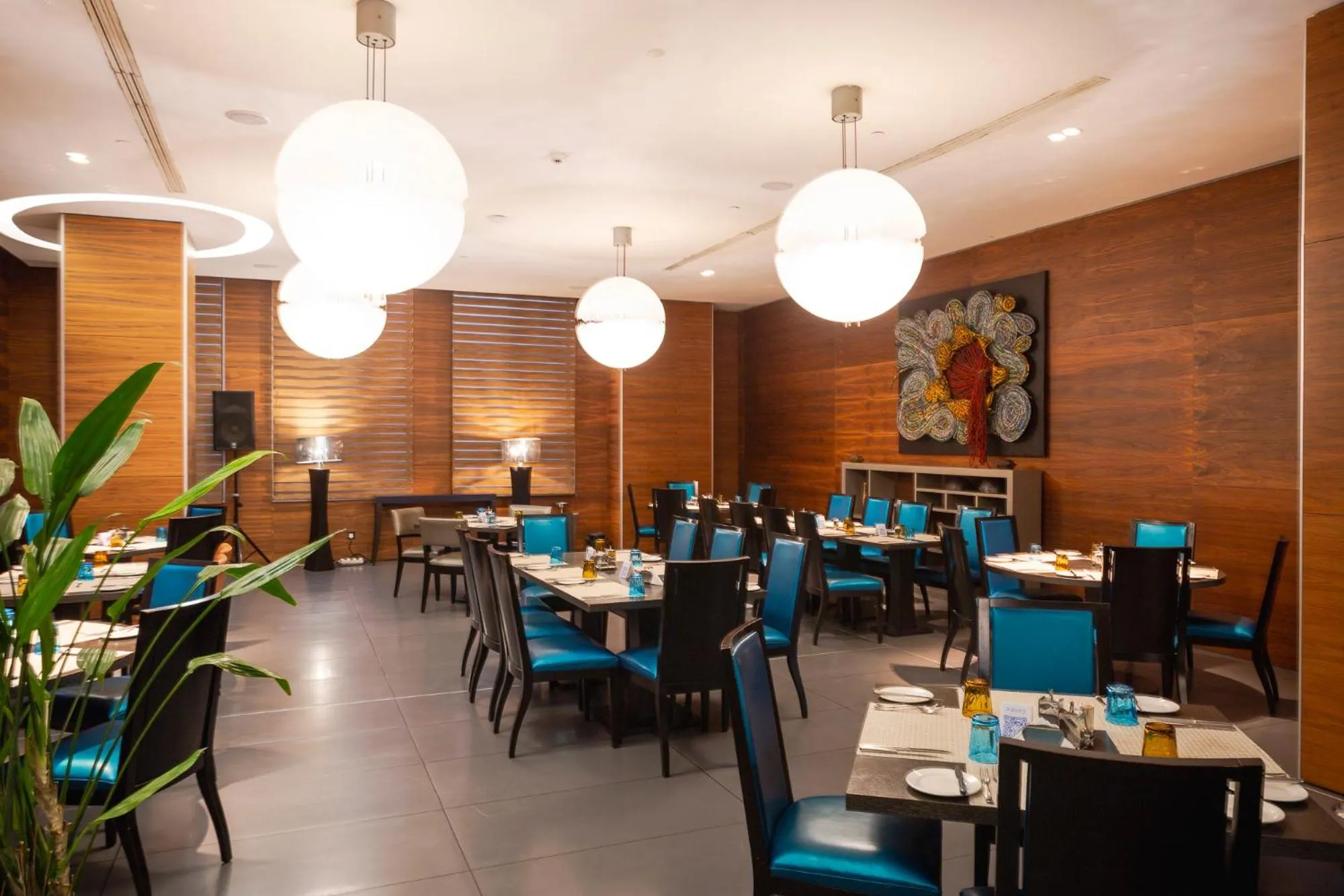 Restaurant/places to eat in Eko Hotel Signature