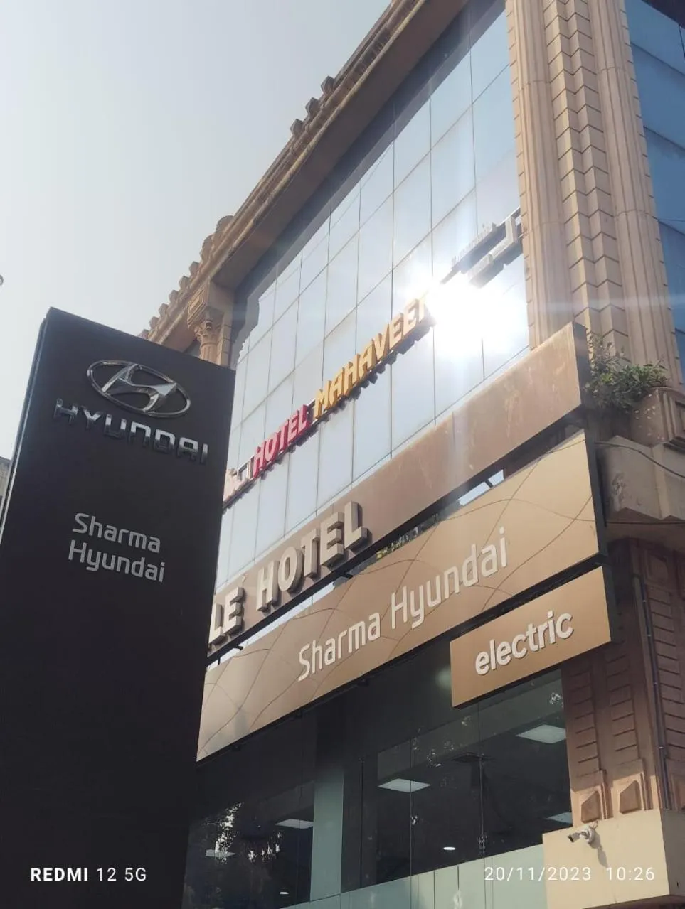 Property building in Hotel Mahaveer