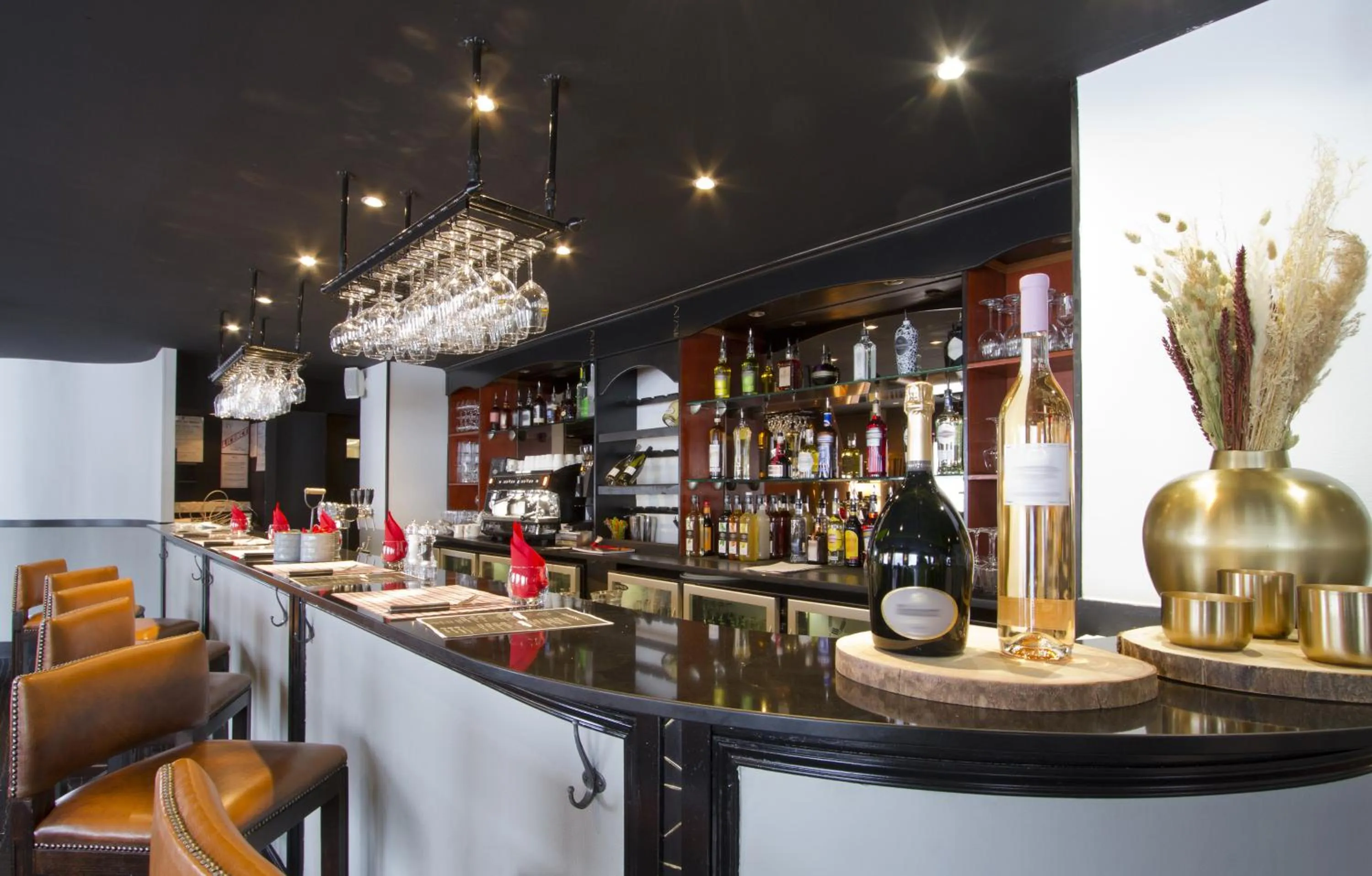 Lounge or bar in Odalys Hotel New Solarium