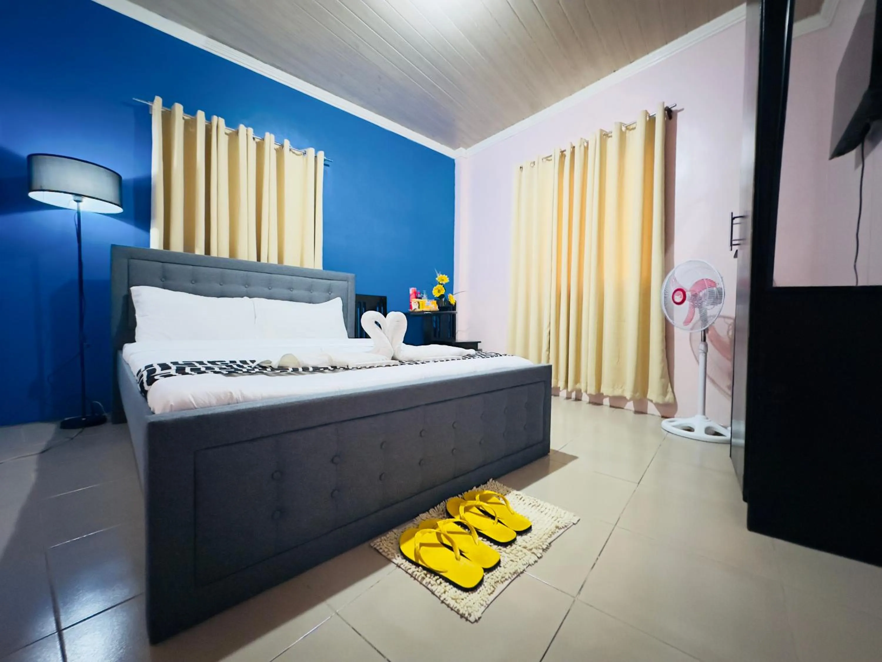 Bedroom, Bed in Sukhavati Inn