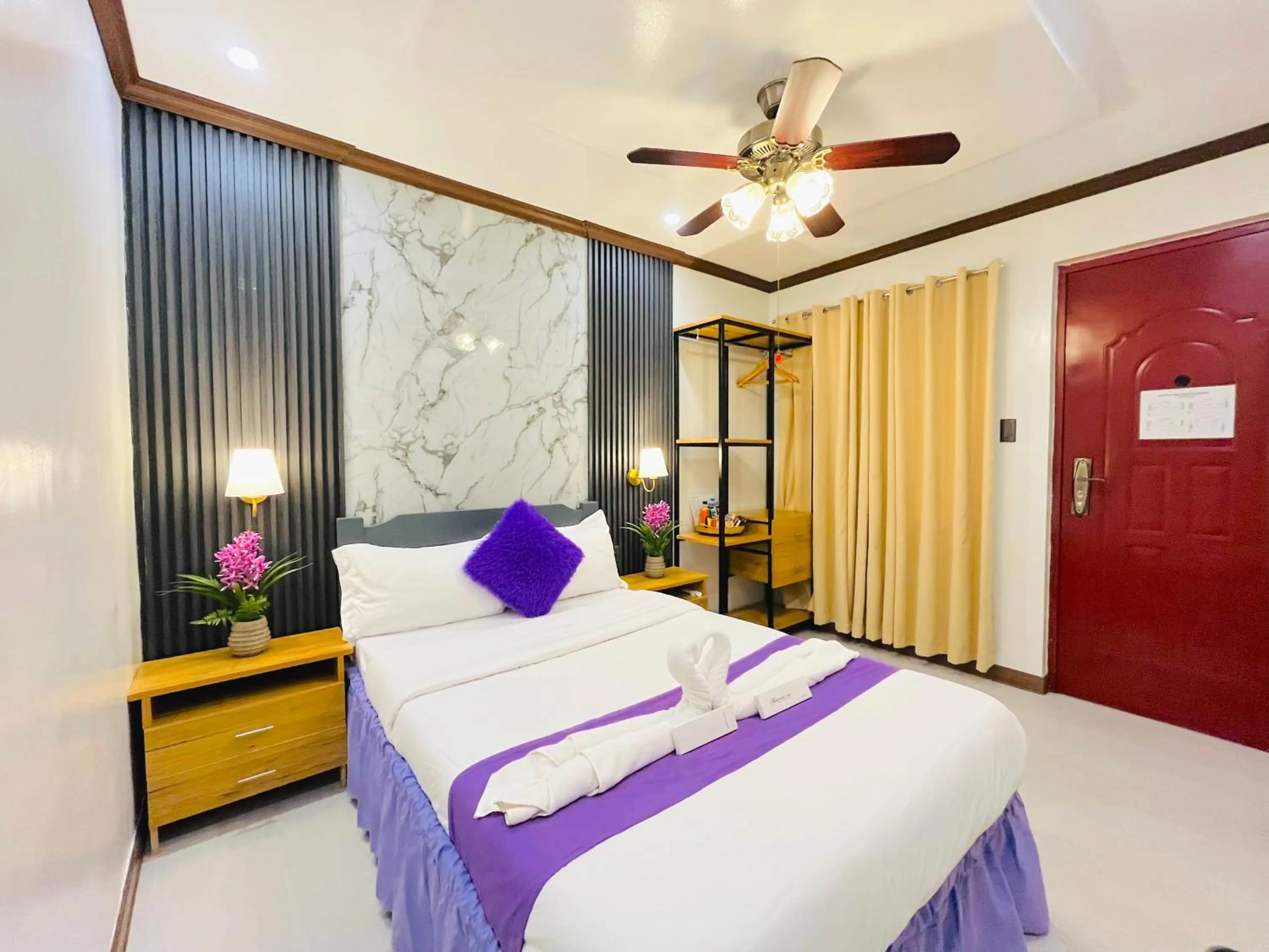 Bedroom, Bed in Sukhavati Inn