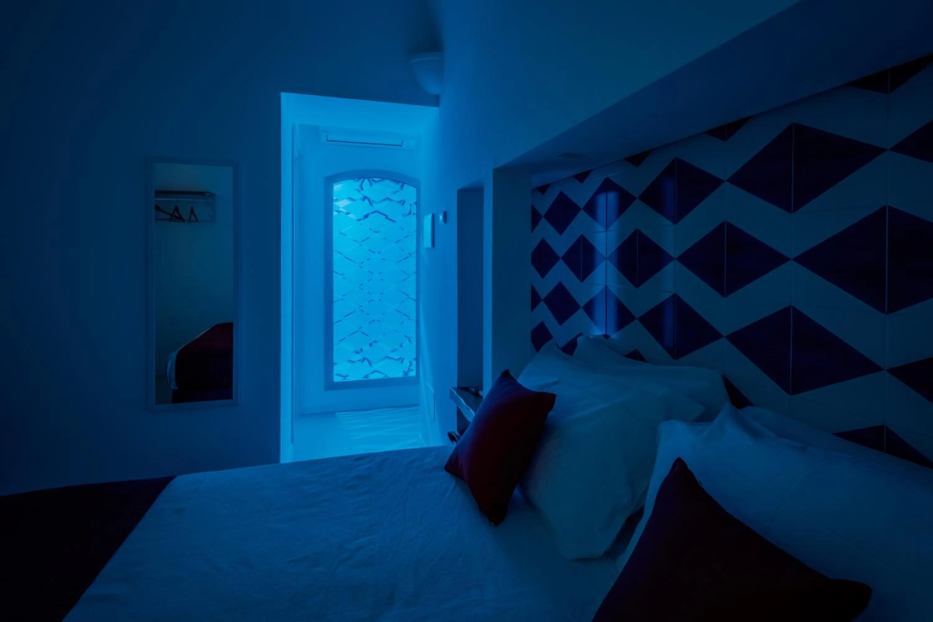 Shower, Bed in Monte Brusara Relais