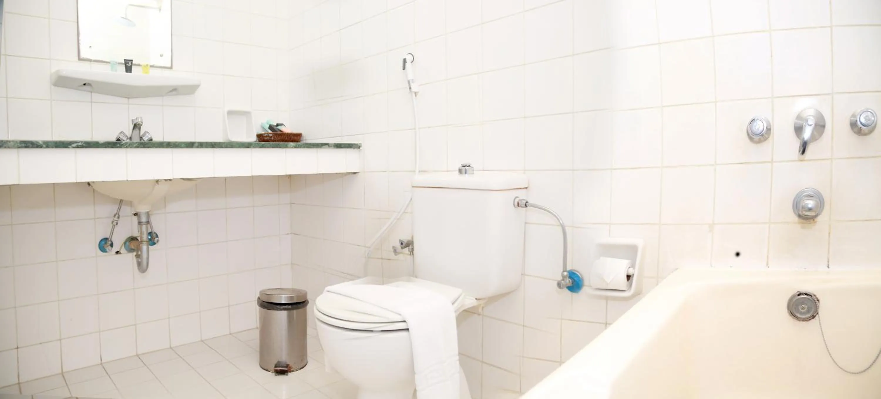 Toilet in Ibri Oasis Hotel