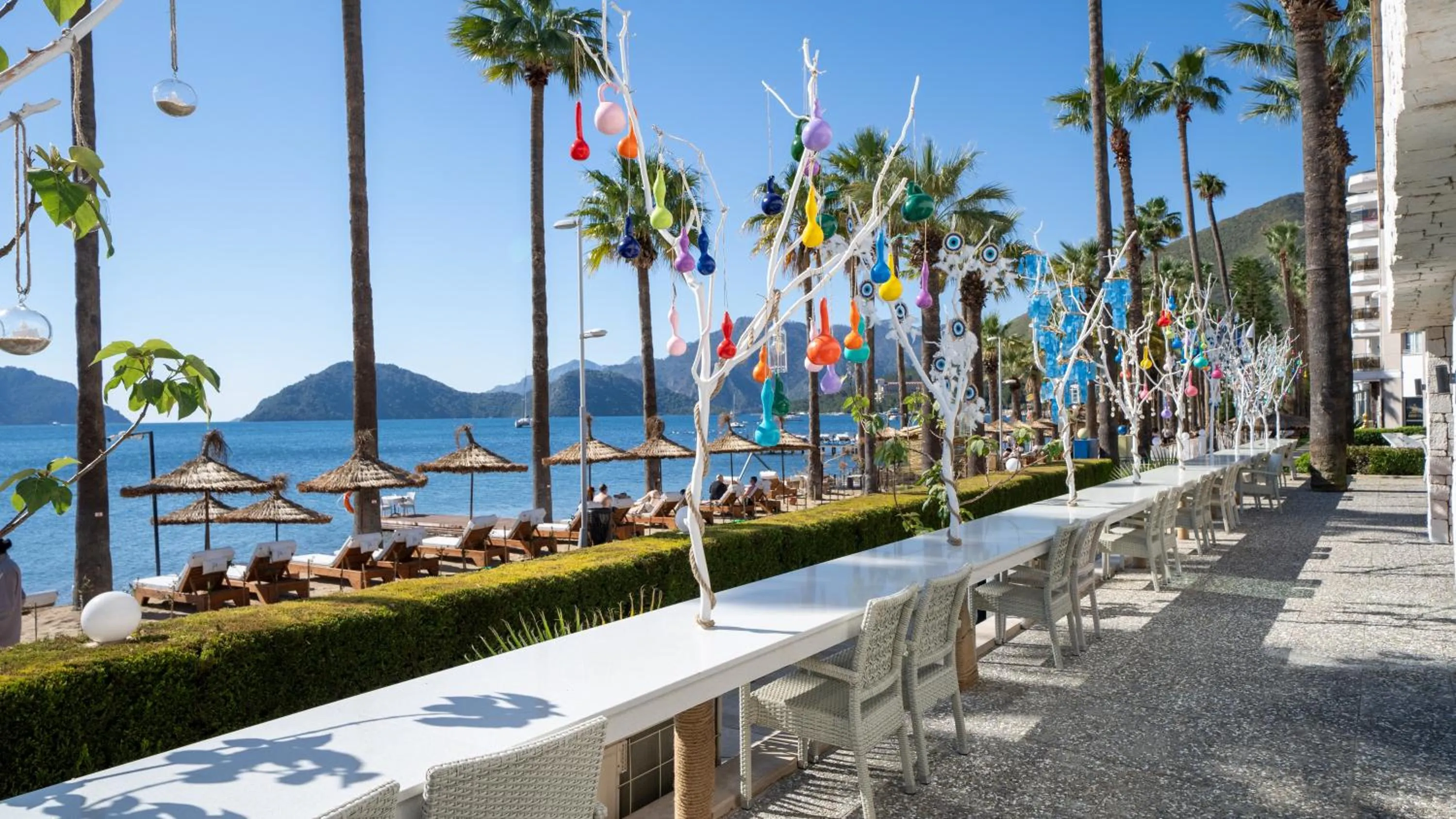 Restaurant/places to eat in Prime Beach Hotel