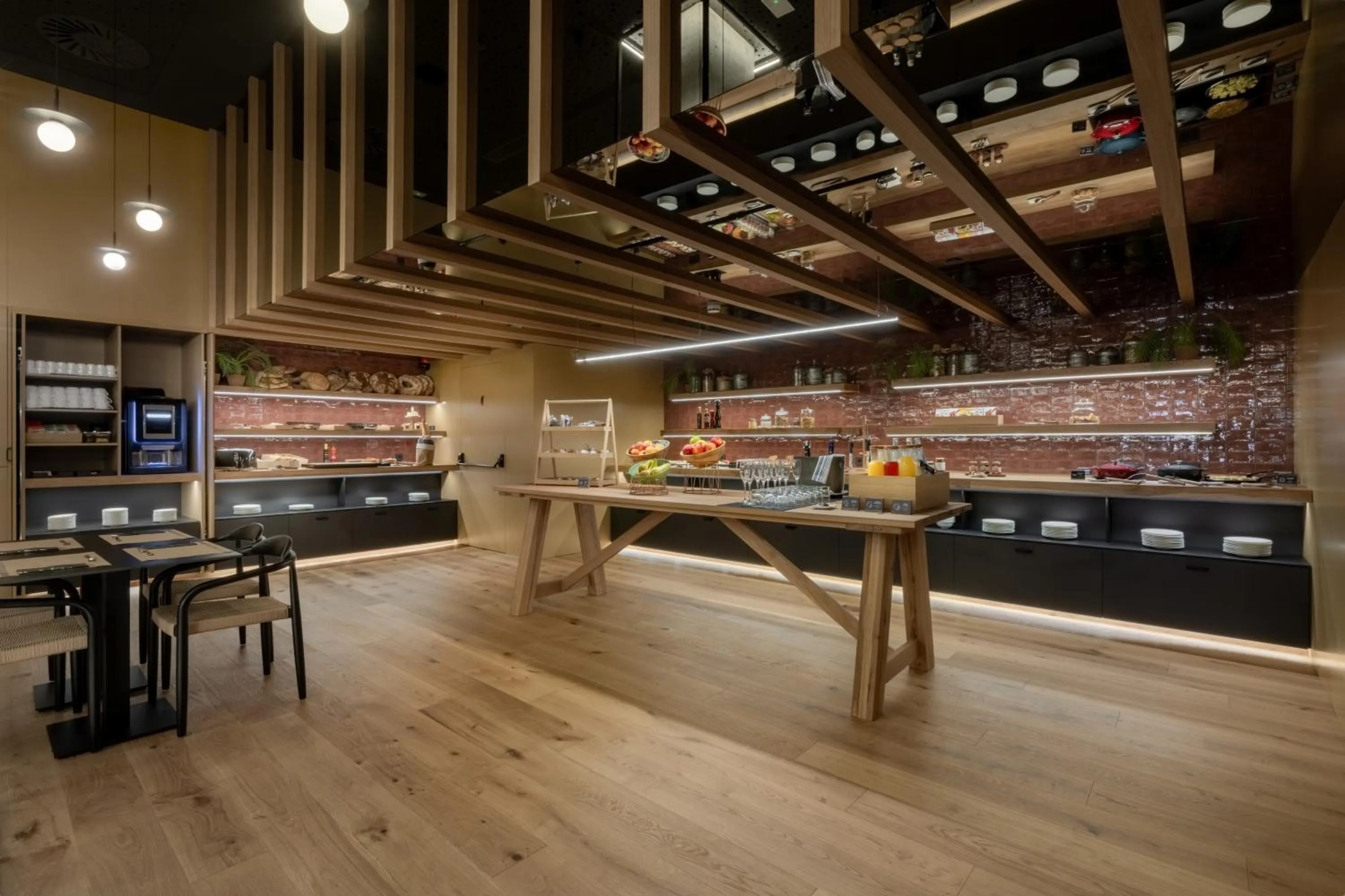 Breakfast in Hotel SB Win 4 Sup