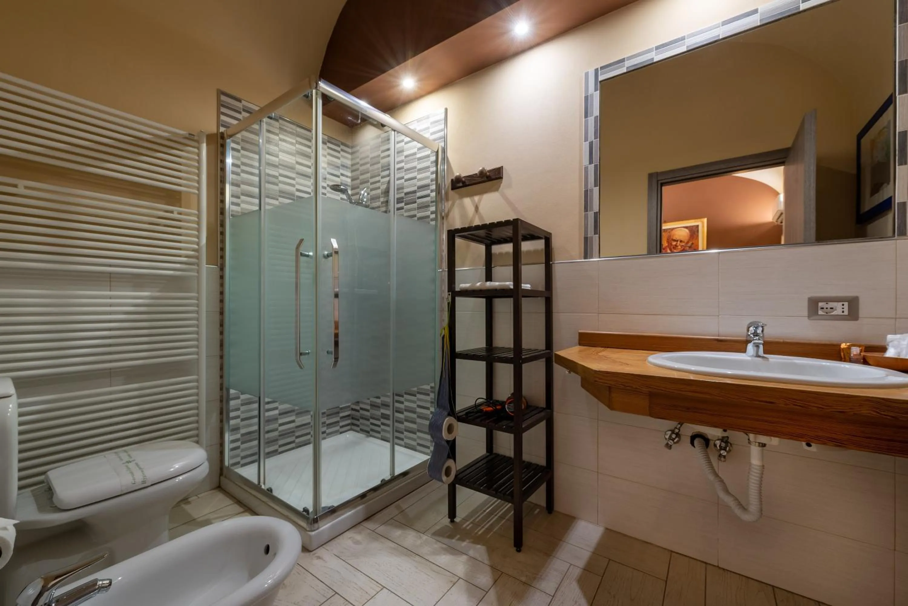 Shower in Villa Mery