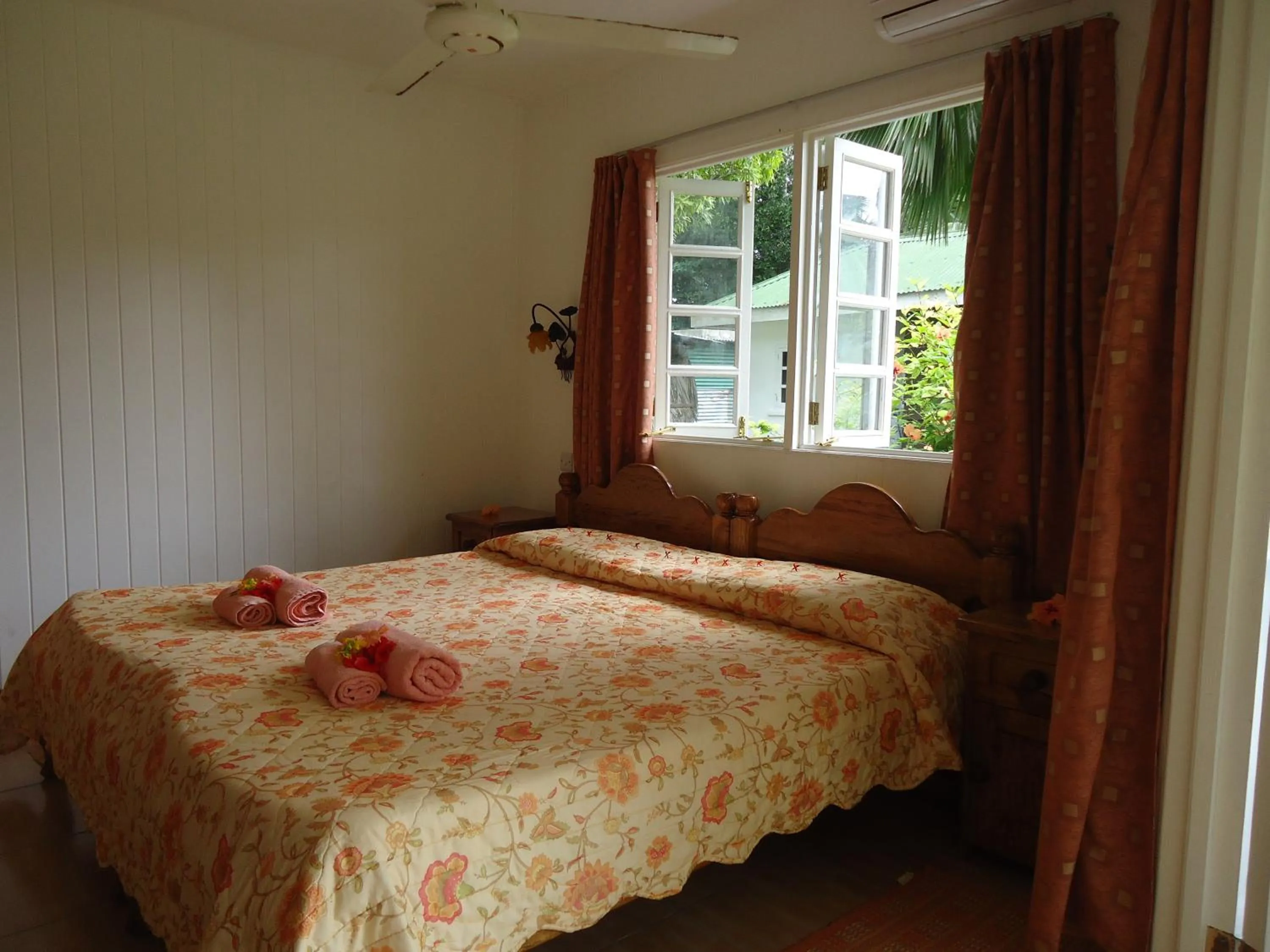 Bedroom, Bed in Chez Michellin Pensions Residence