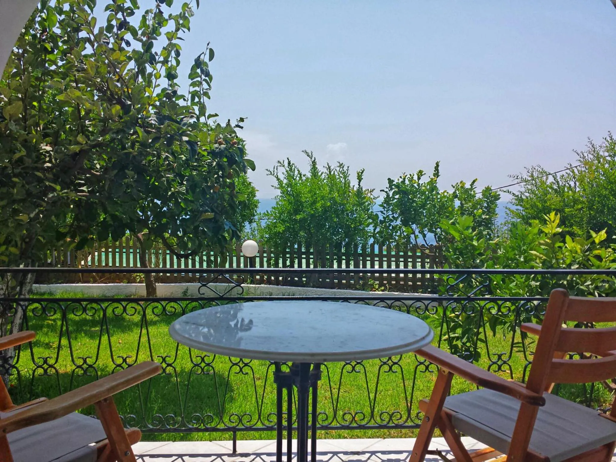 Garden view in Spiros Studios