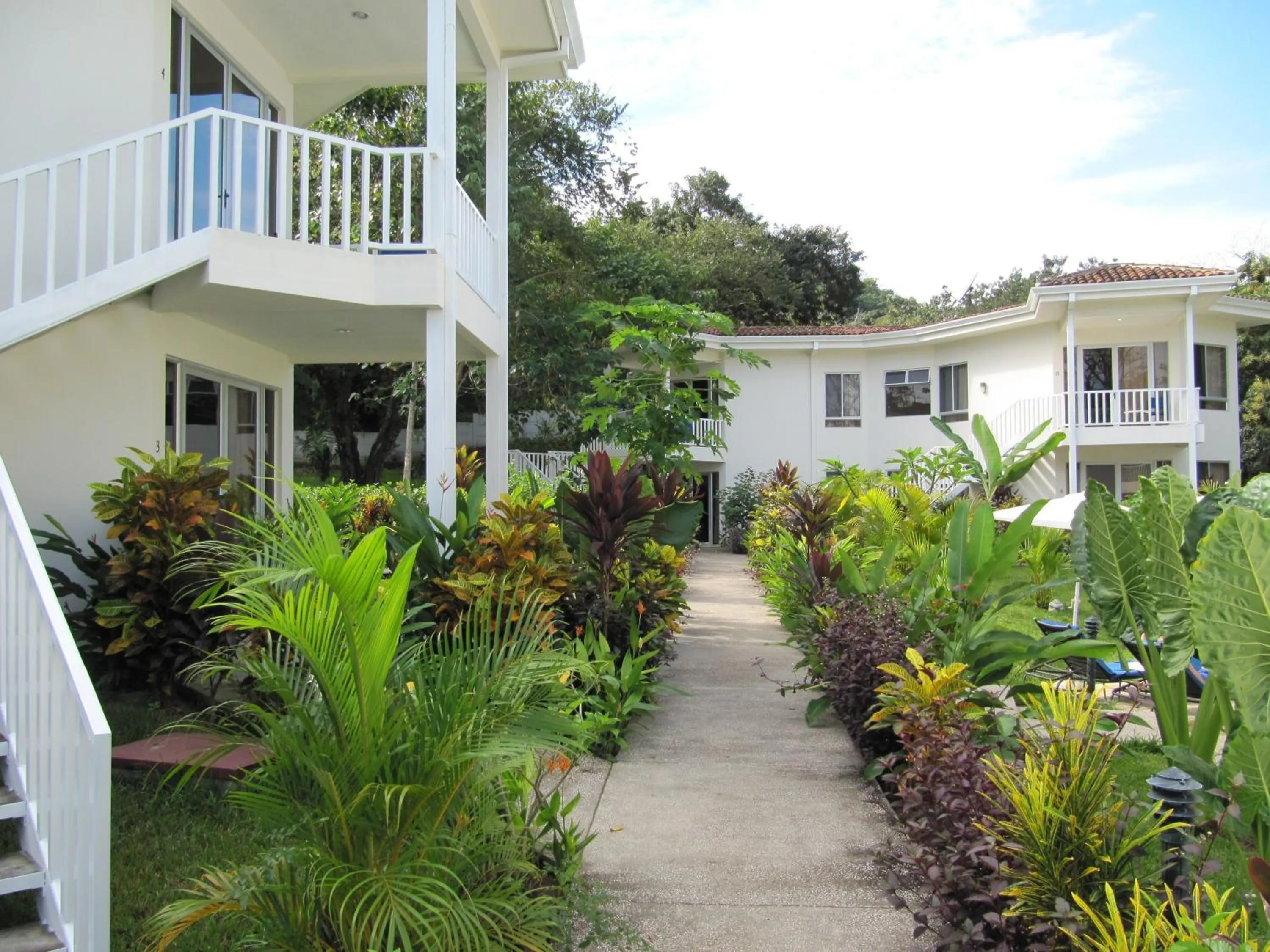 Facade/entrance in The Hideaway Hotel