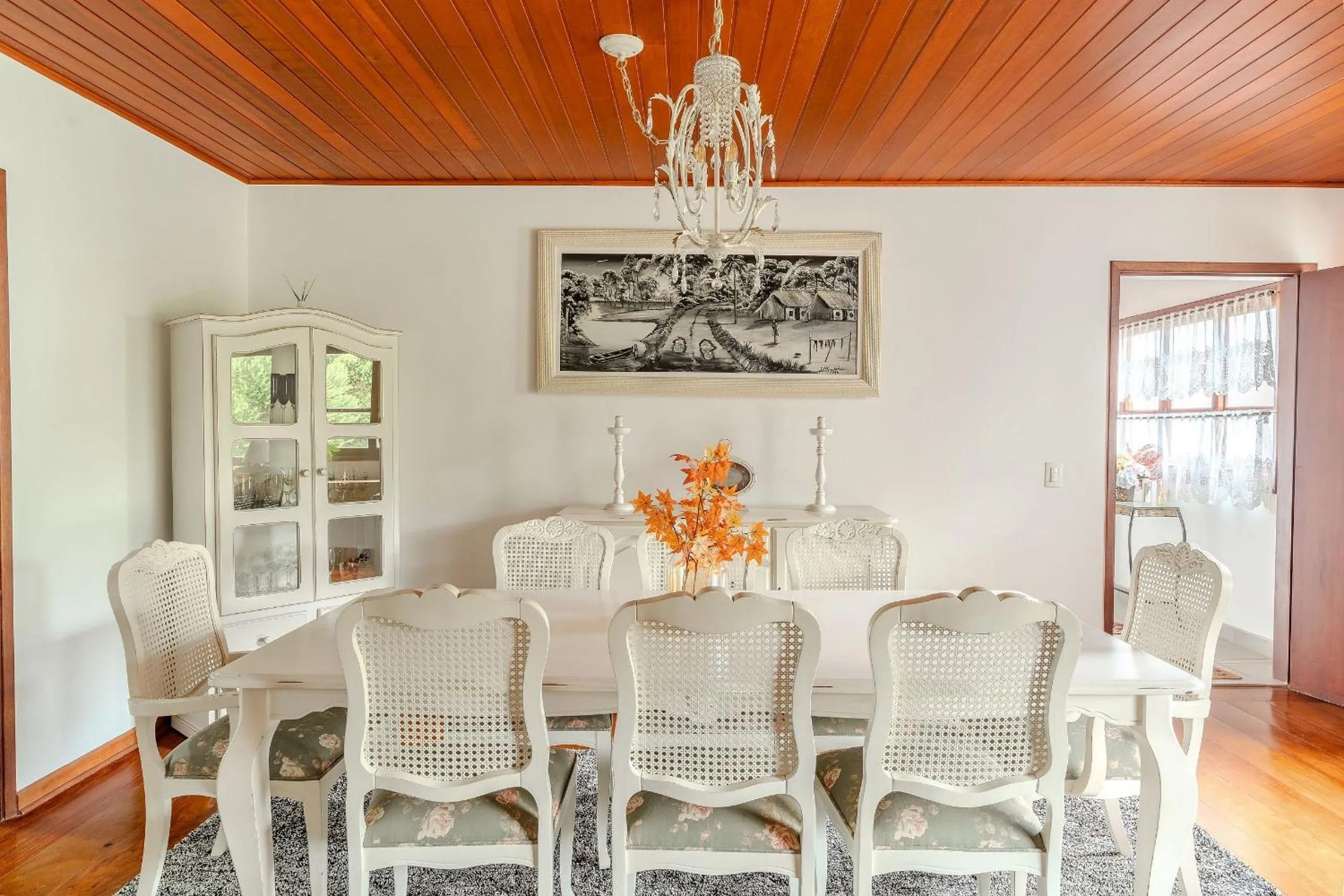 Lindo Apartamento próximo ao centro do Capivari