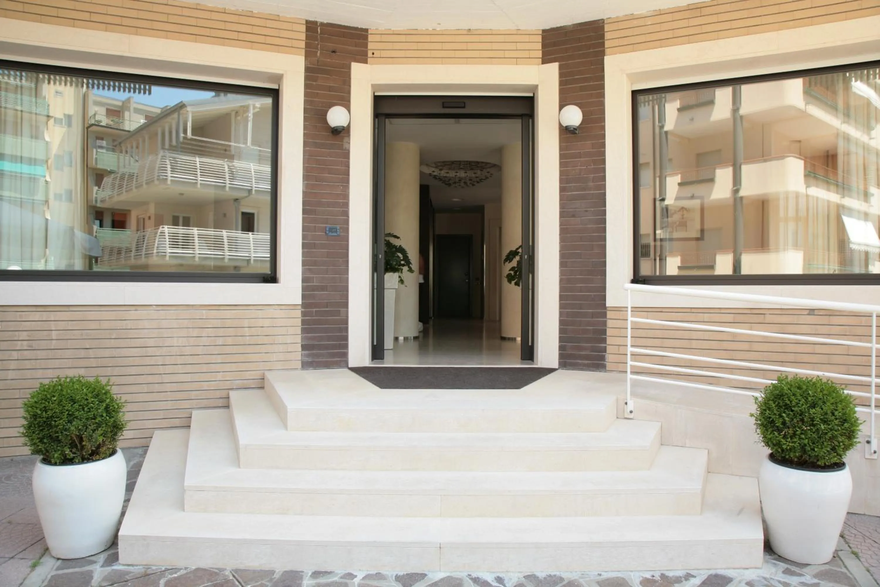Facade/entrance in Residence San Paolo