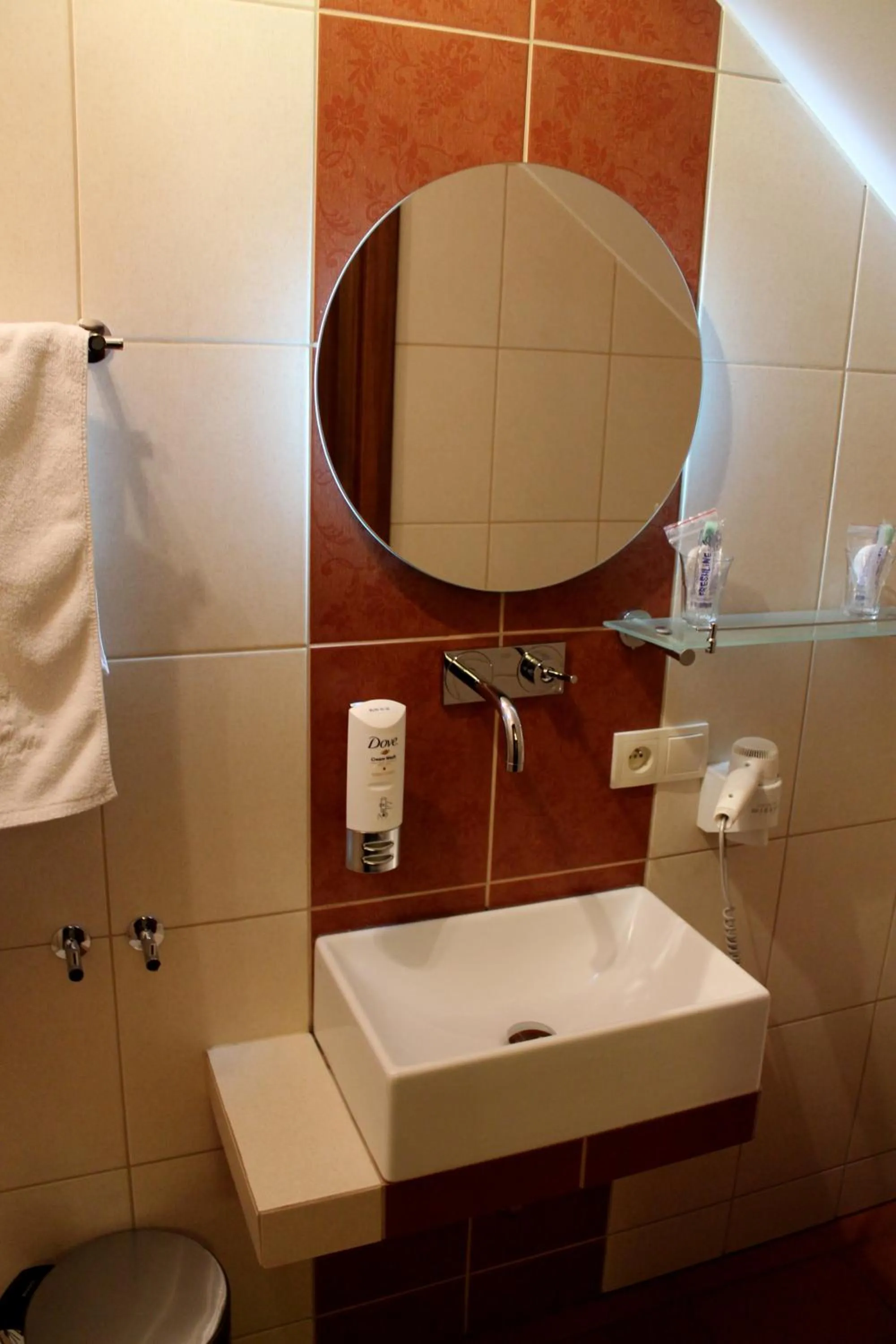 Bathroom in Hotel Linder