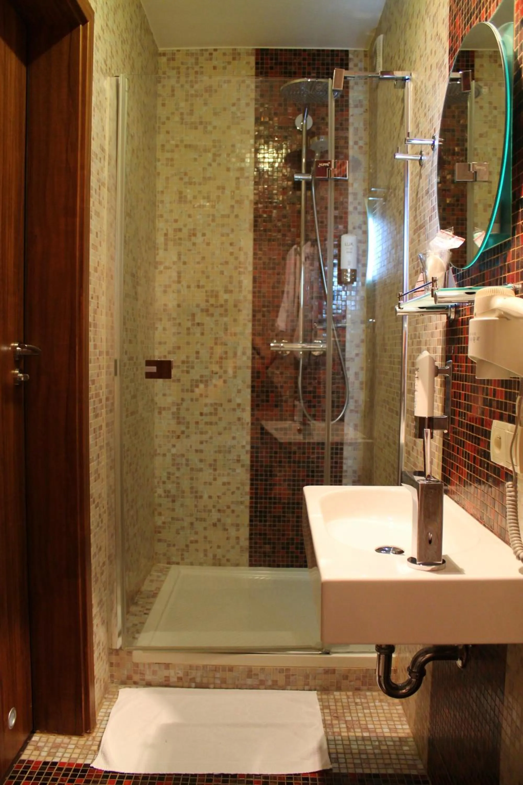 Bathroom in Hotel Linder