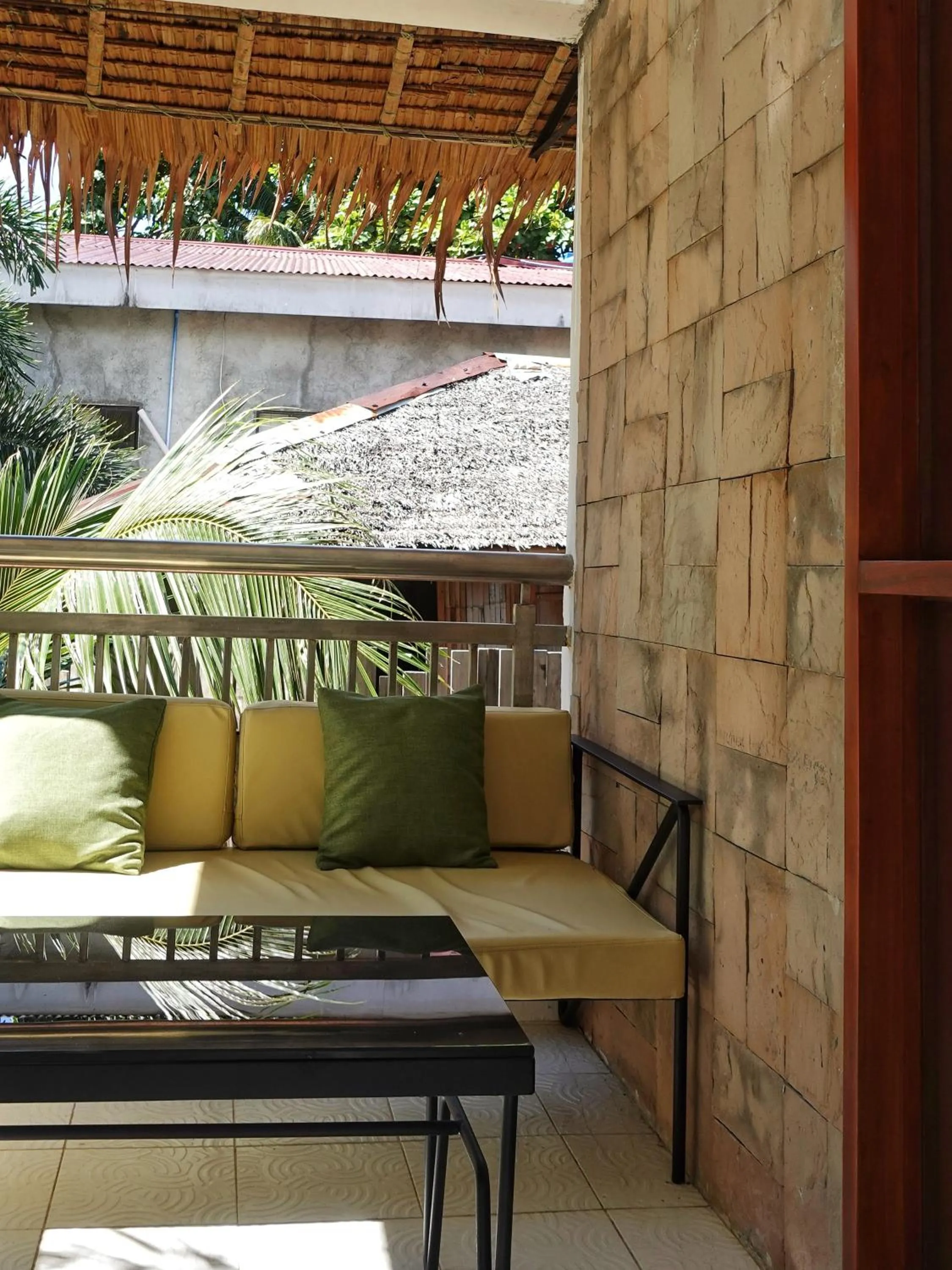 Senare Boracay Hotel