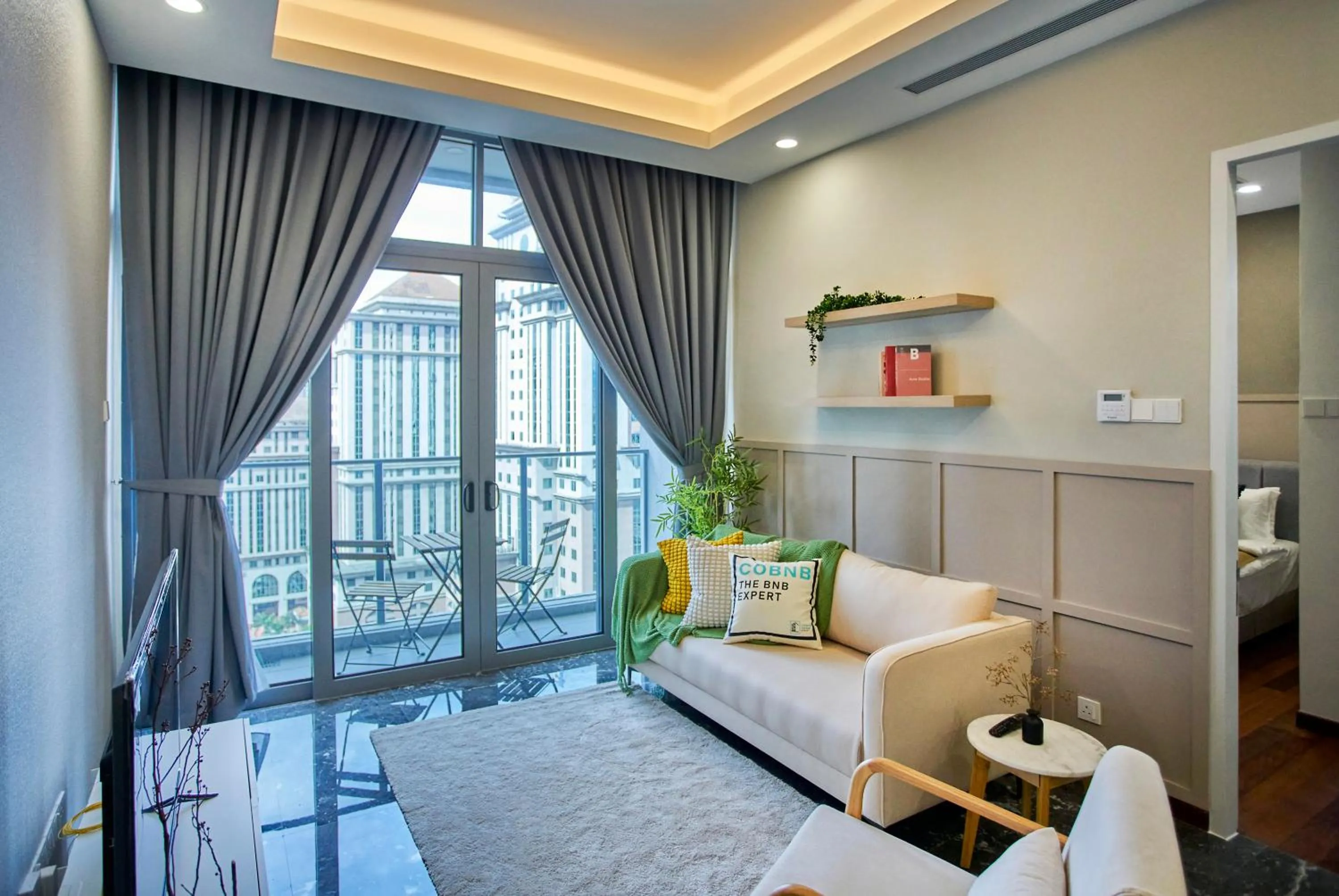 Bed in Royce Residence KLCC by Cobnb