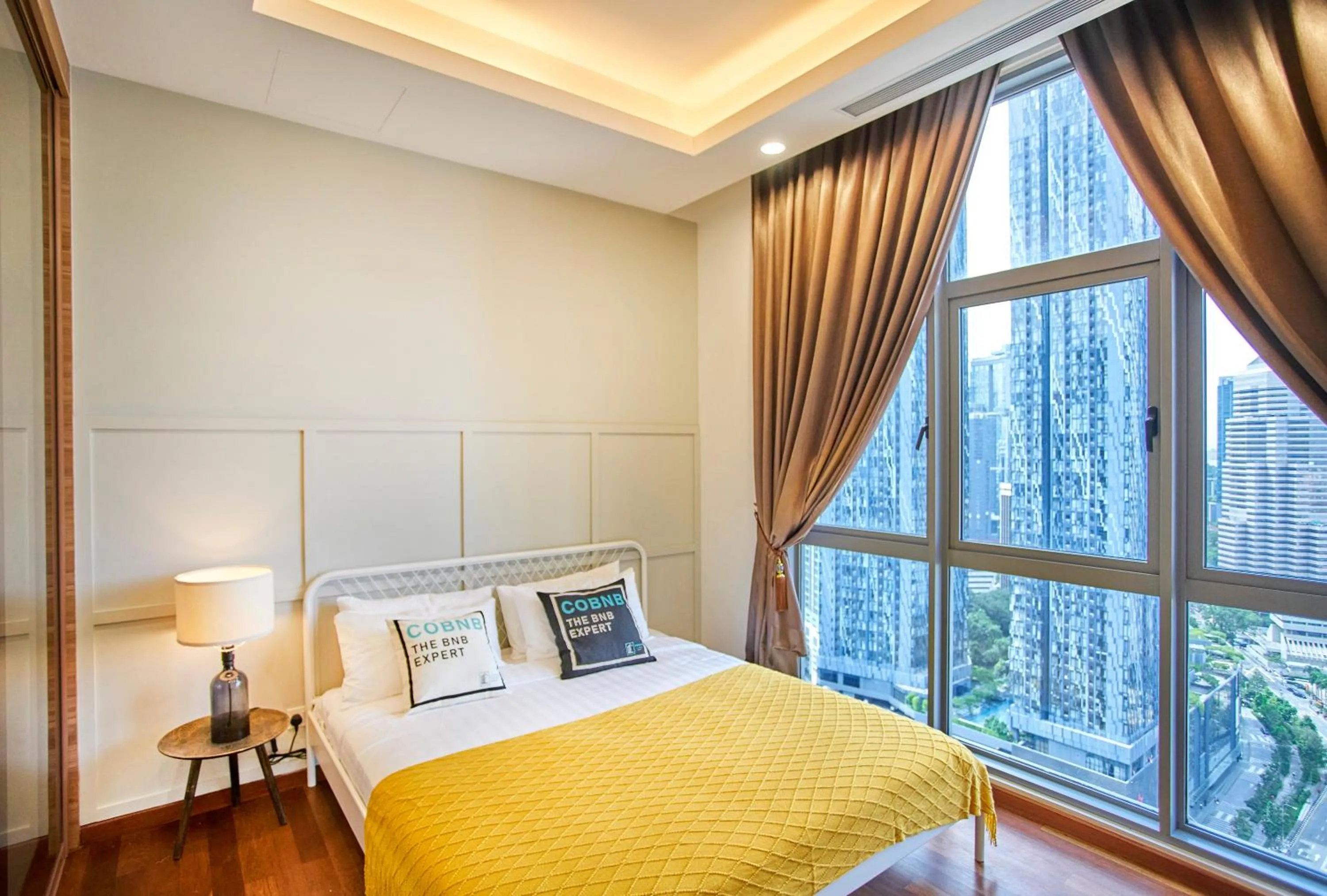 Bed in Royce Residence KLCC by Cobnb