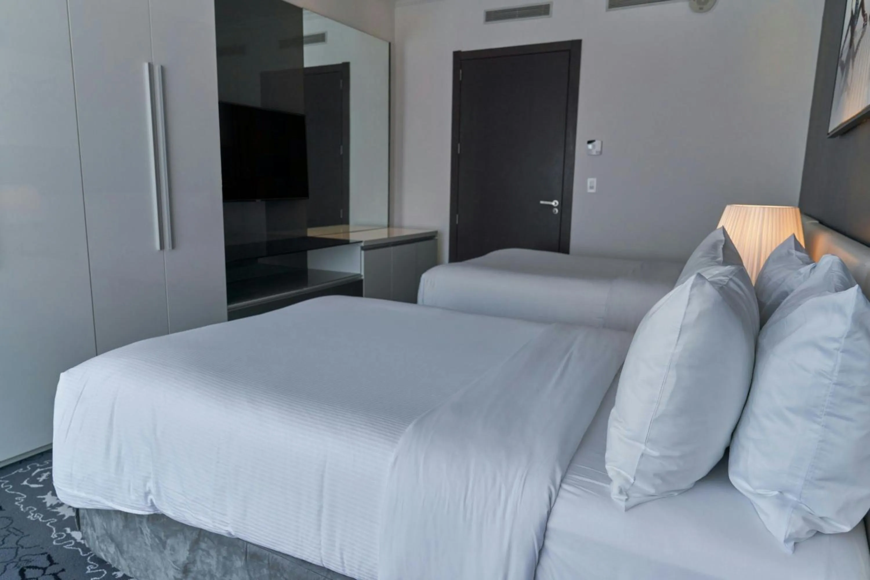 Bedroom, Bed in Sortis Hotel, Spa & Casino, Autograph Collection