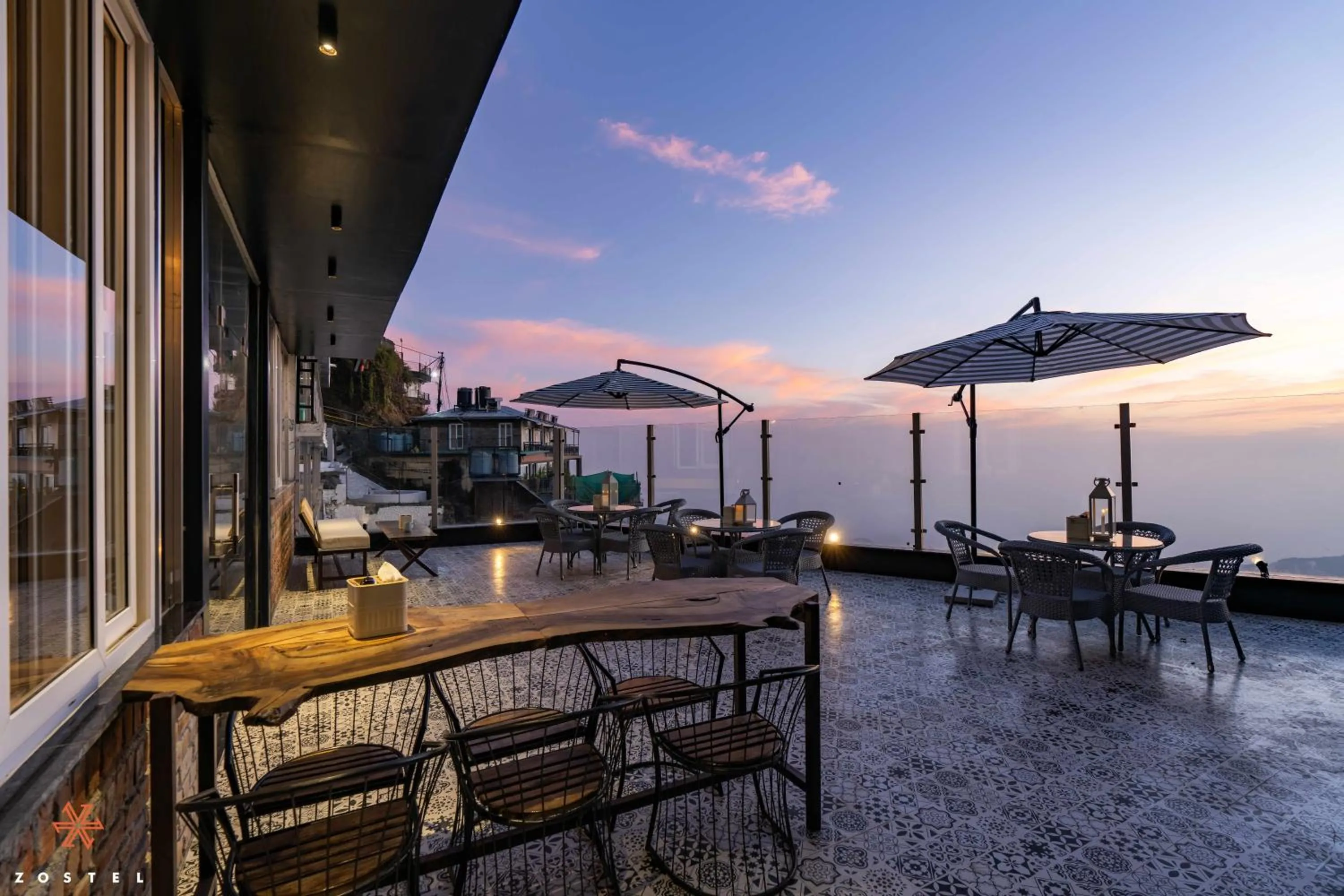 Restaurant/places to eat in Zostel Mussoorie (Mall Road)