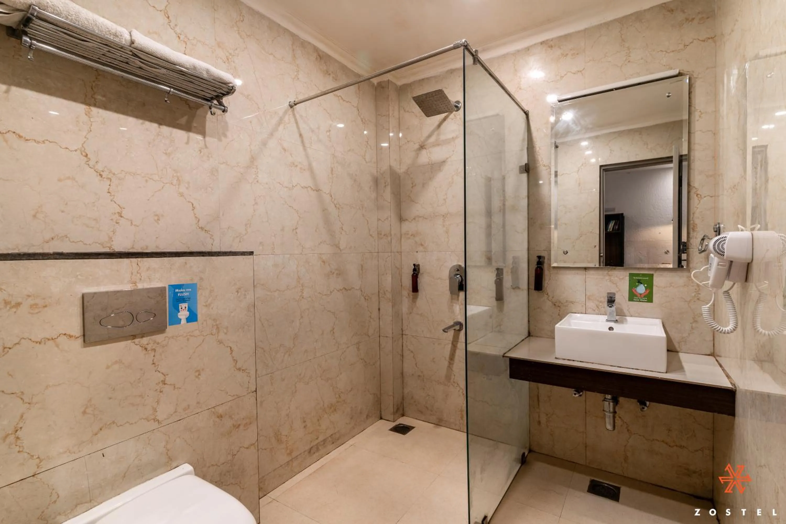 Shower in Zostel Mussoorie (Mall Road)