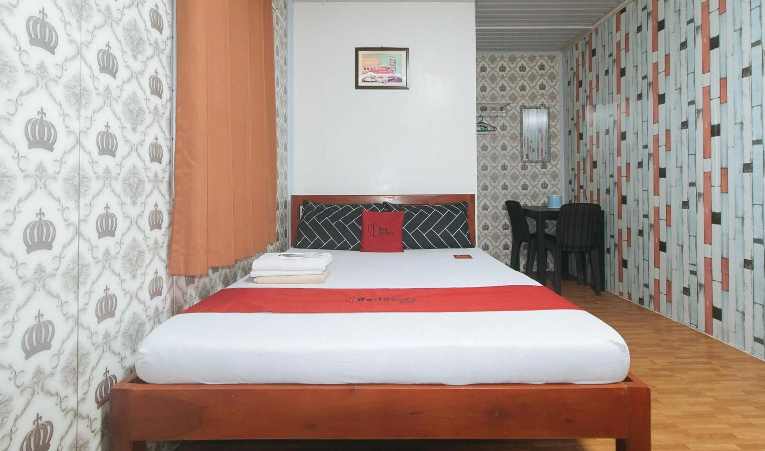 Bed in RedDoorz @ Boondocks Cabins Resort