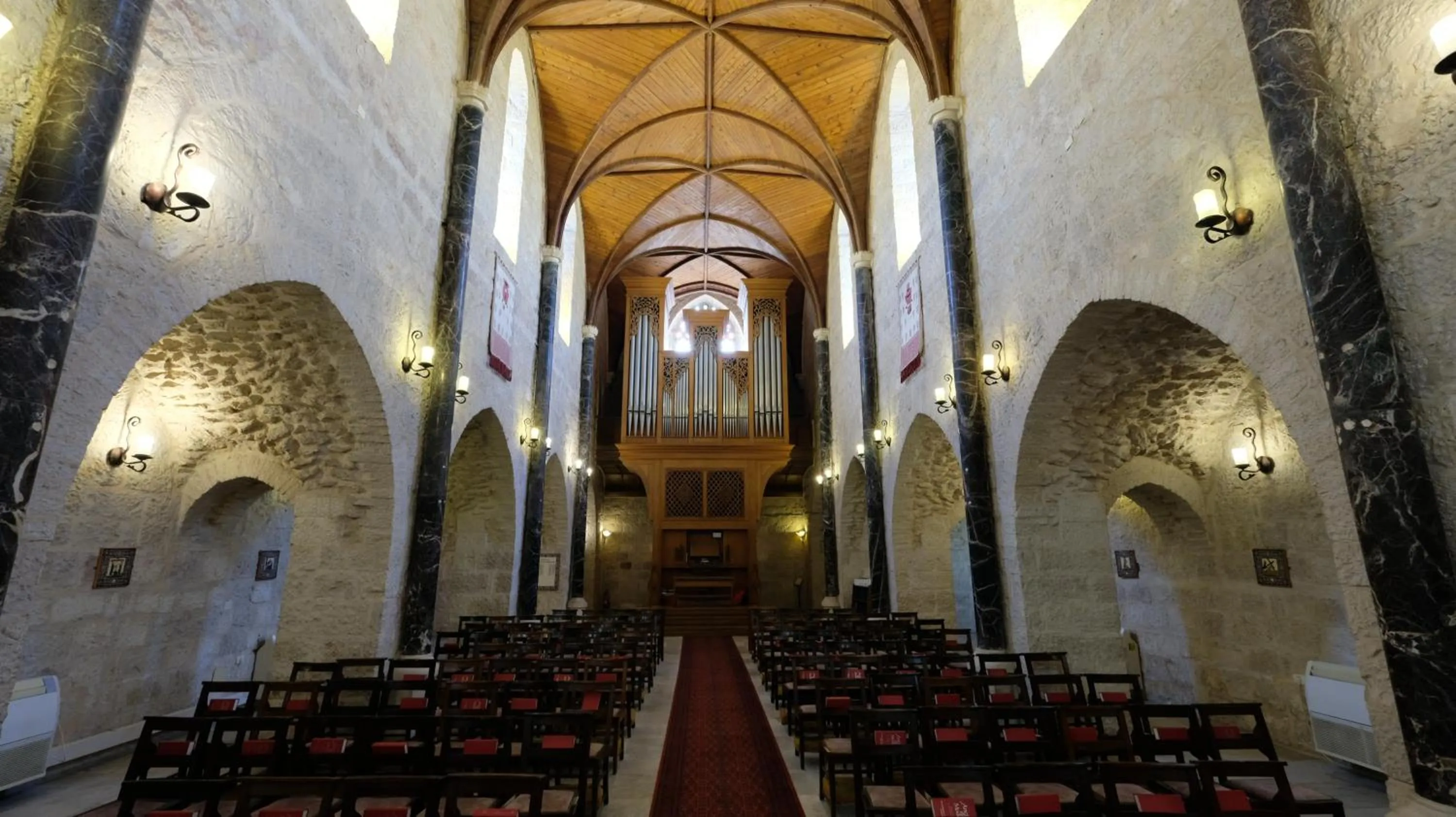 Place of worship in St. George’s Cathedral Pilgrim Guesthouse – Jerusalem