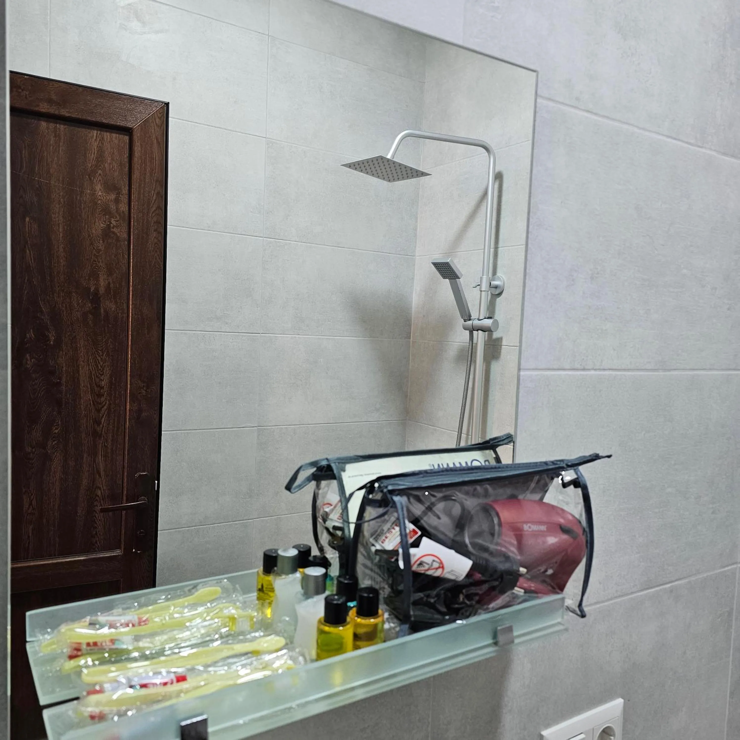 Bathroom in Memory basket