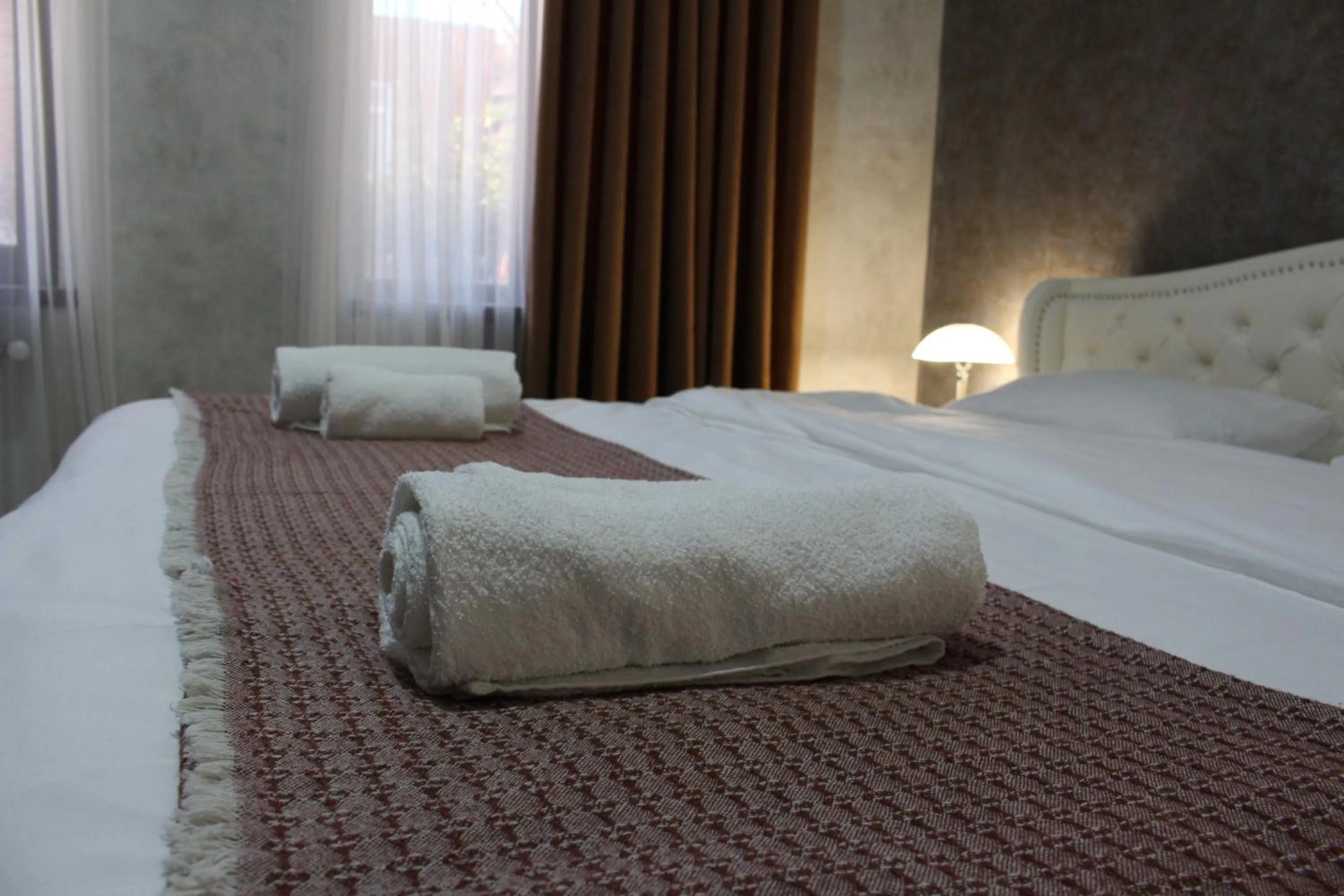 Photo of the whole room, Bed in Memory basket