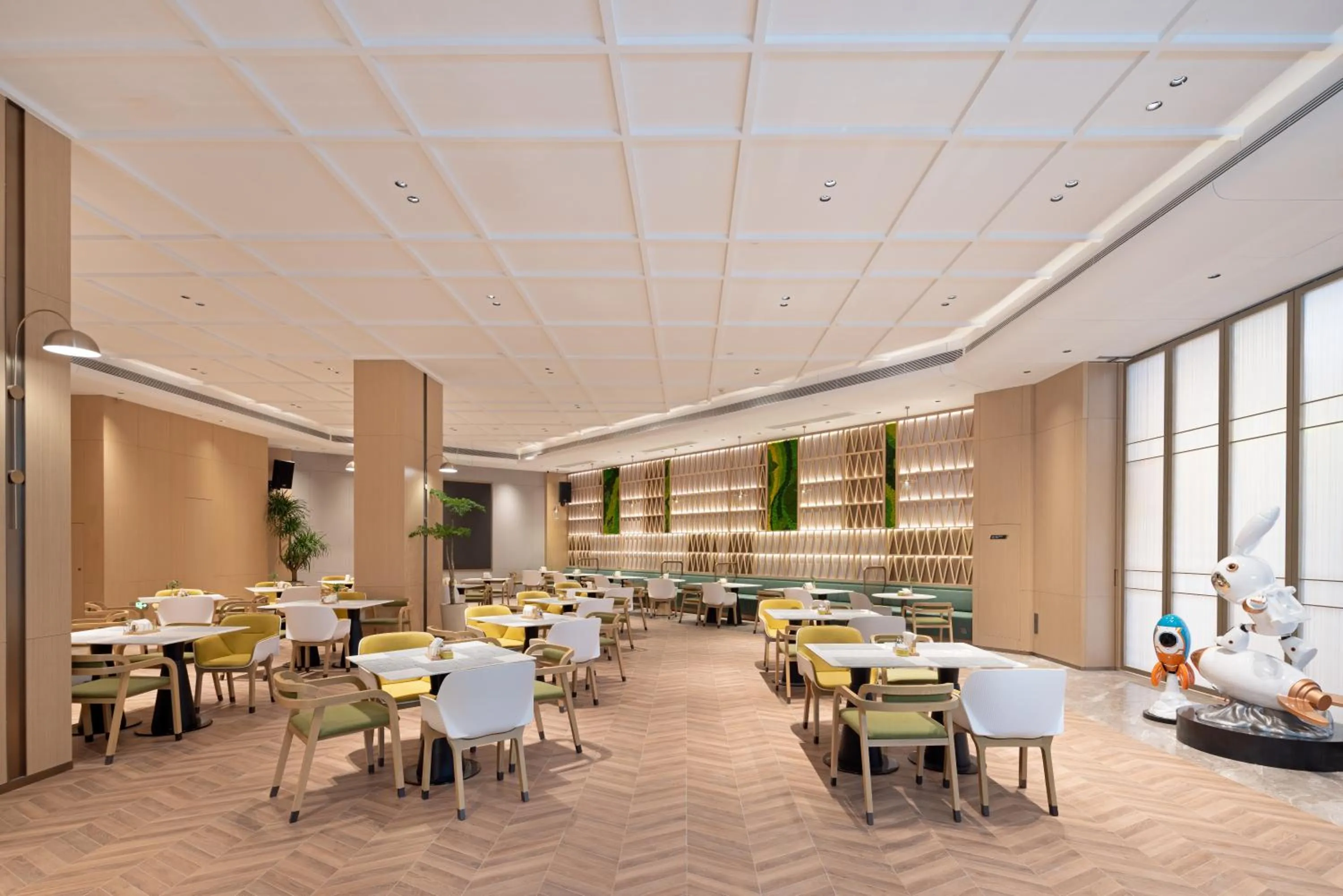 Restaurant/places to eat in Home2 Suites By Hilton Hotel Guangzhou Baiyun International Airport Branch - Free Shuttle Bus to Guangzhou Baiyun International Airport & Free Deliver Service to Canton Fair Complex During Canton Fair Period