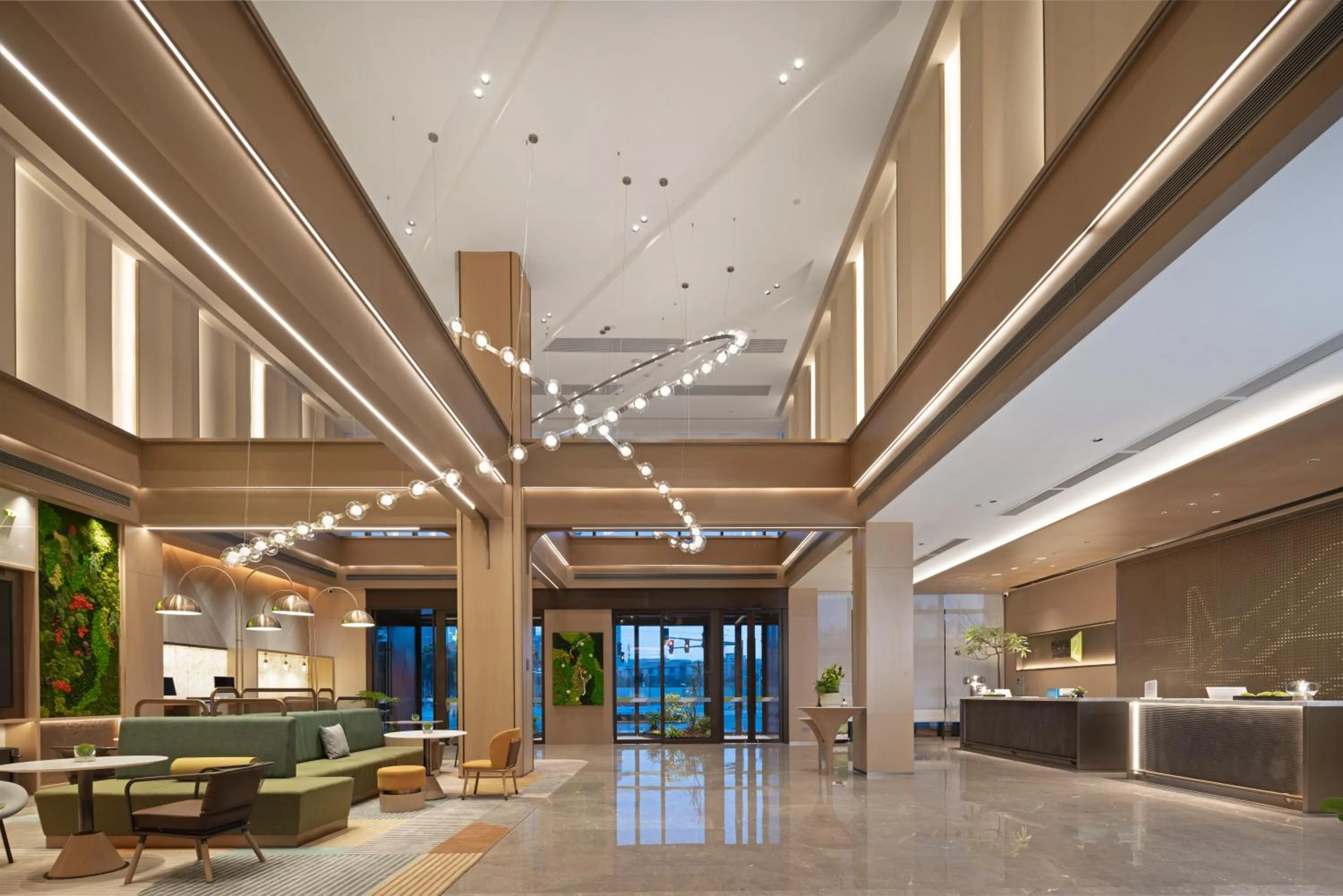 Seating area in Home2 Suites By Hilton Hotel Guangzhou Baiyun International Airport Branch - Free Shuttle Bus to Guangzhou Baiyun International Airport & Free Deliver Service to Canton Fair Complex During Canton Fair Period